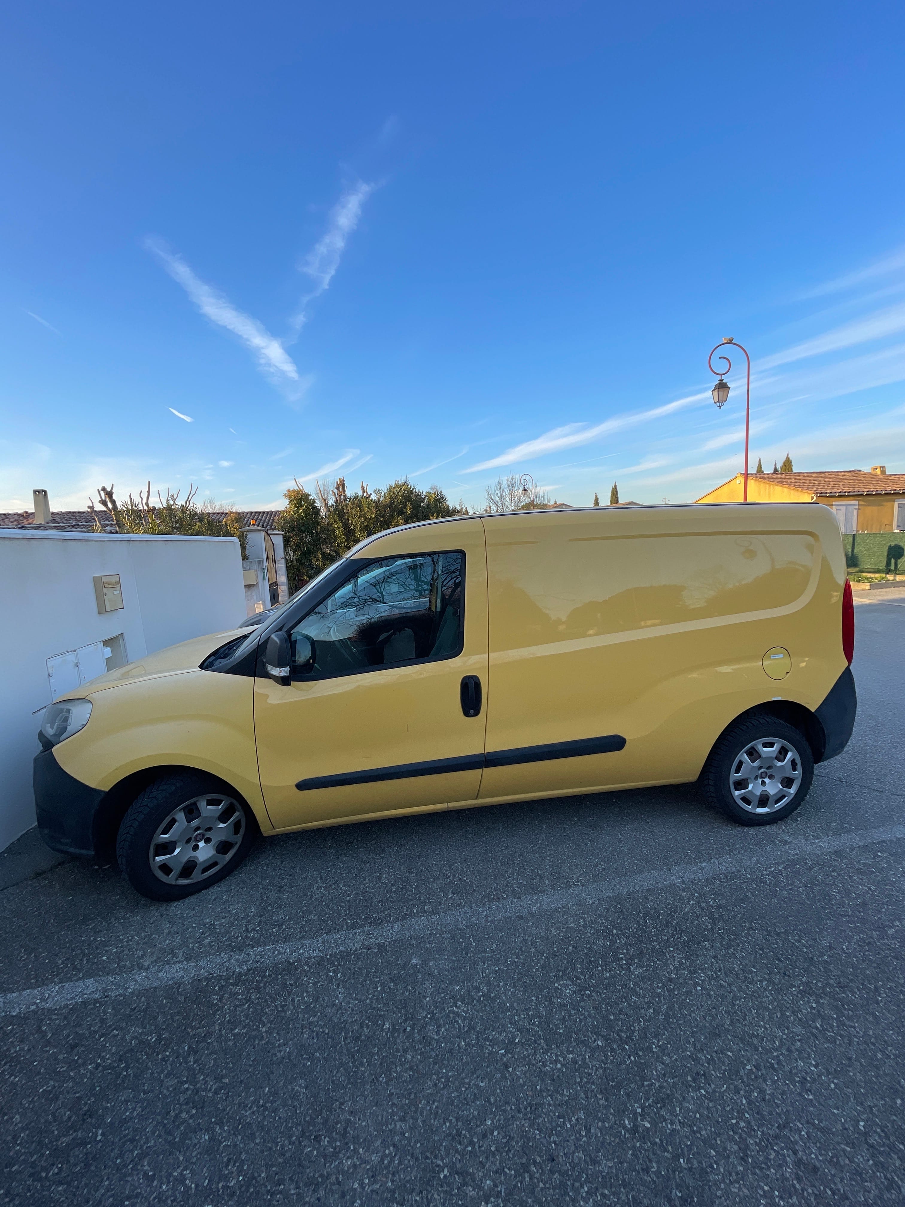 Fiat Doblo Cargo avec Audio Bluetooth