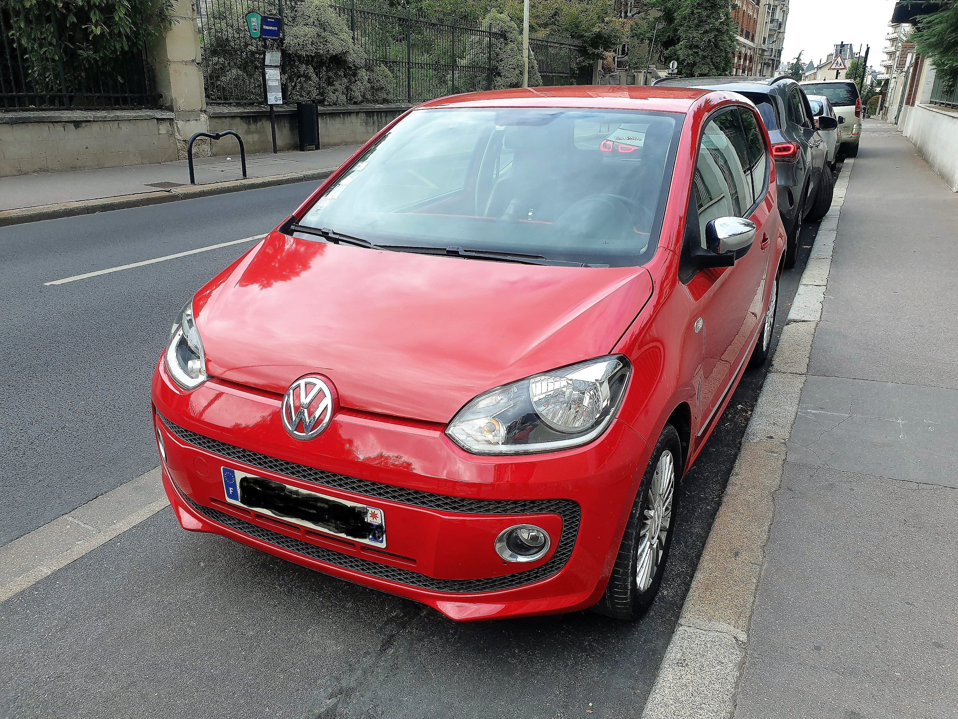 Volkswagen Up! CJ945, 2012, Essence 95