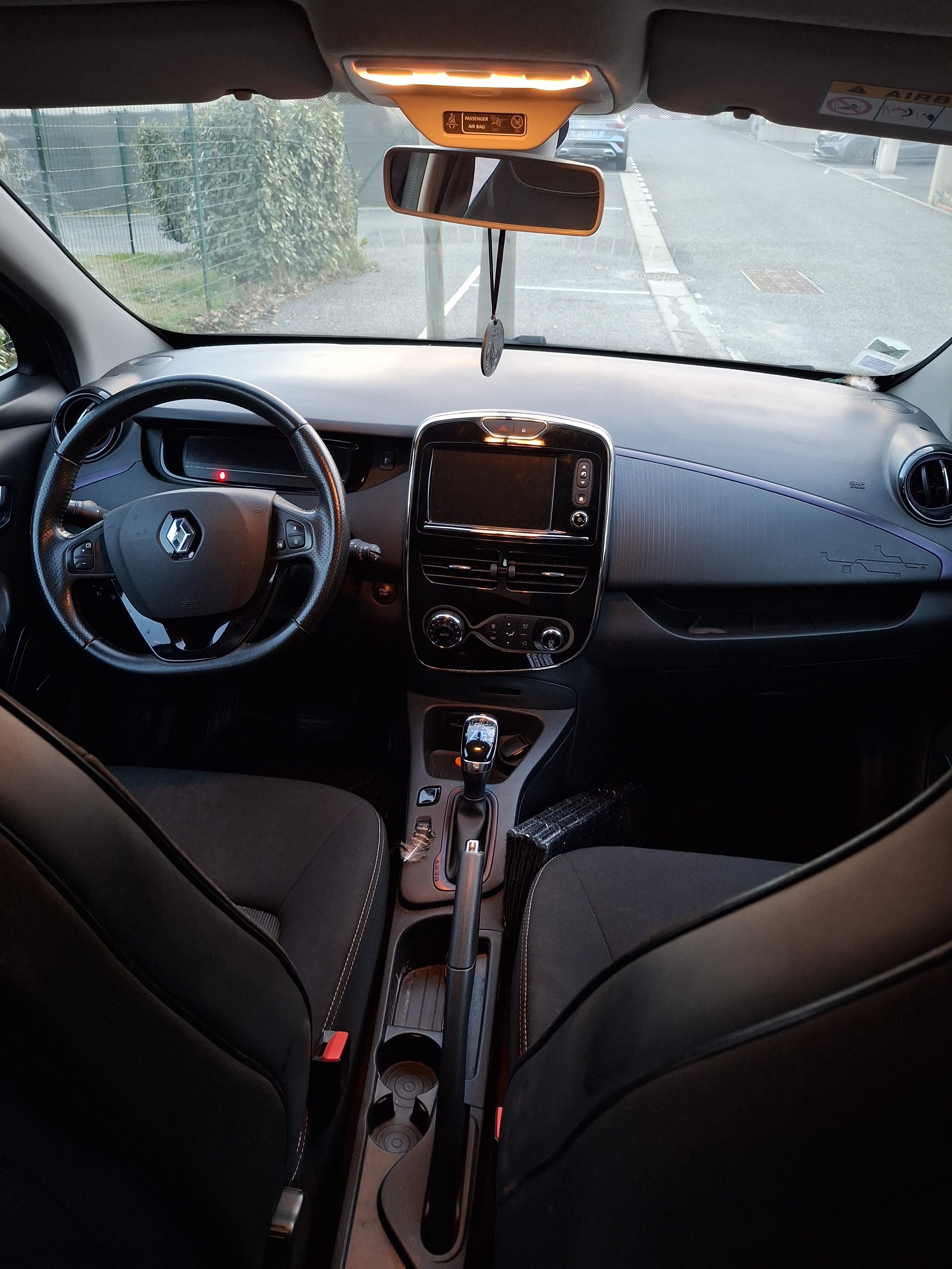 Renault ZOE avec GPS