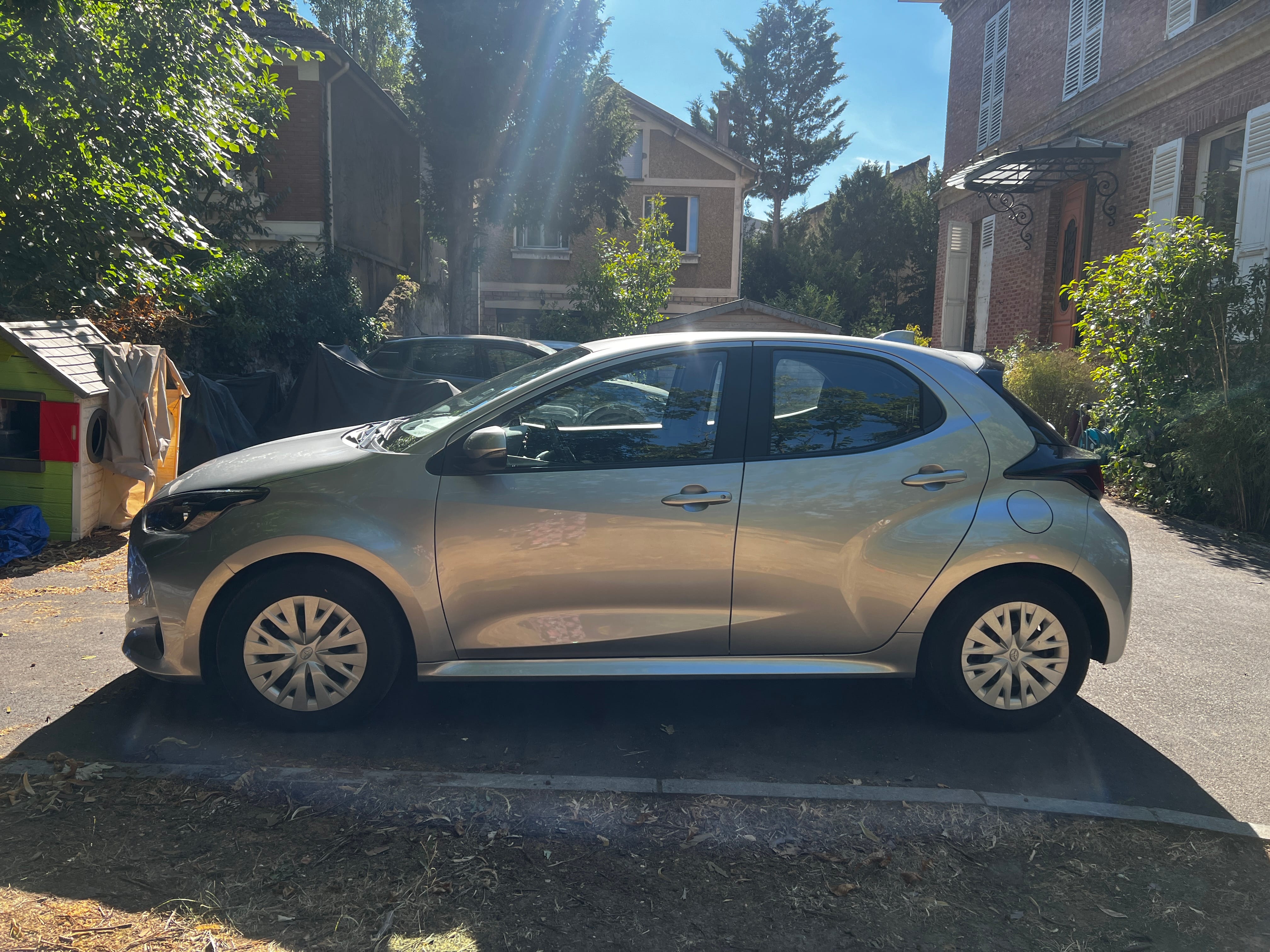 Toyota Yaris Hybride avec Climatisation