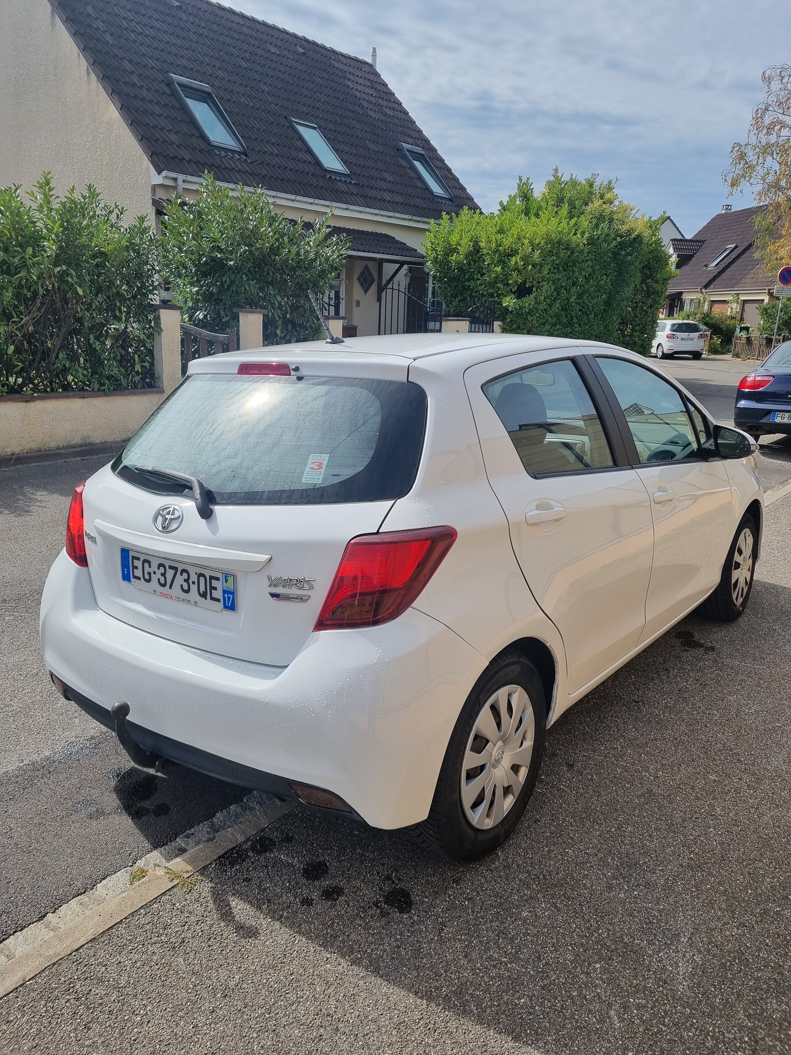 Toyota Yaris 1.0 vvt-i 69 cv avec Audio Bluetooth