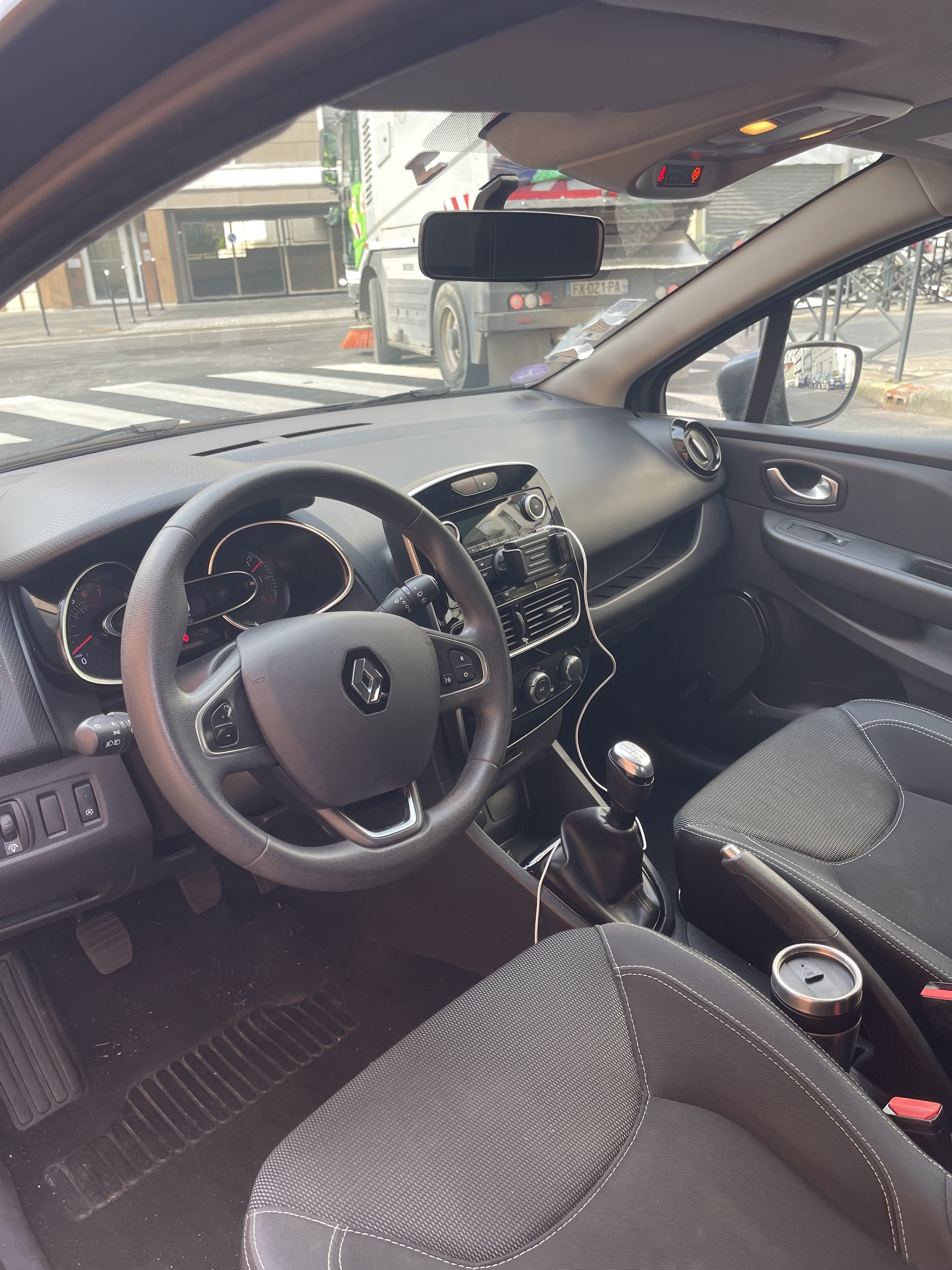 Renault Clio avec Climatisation