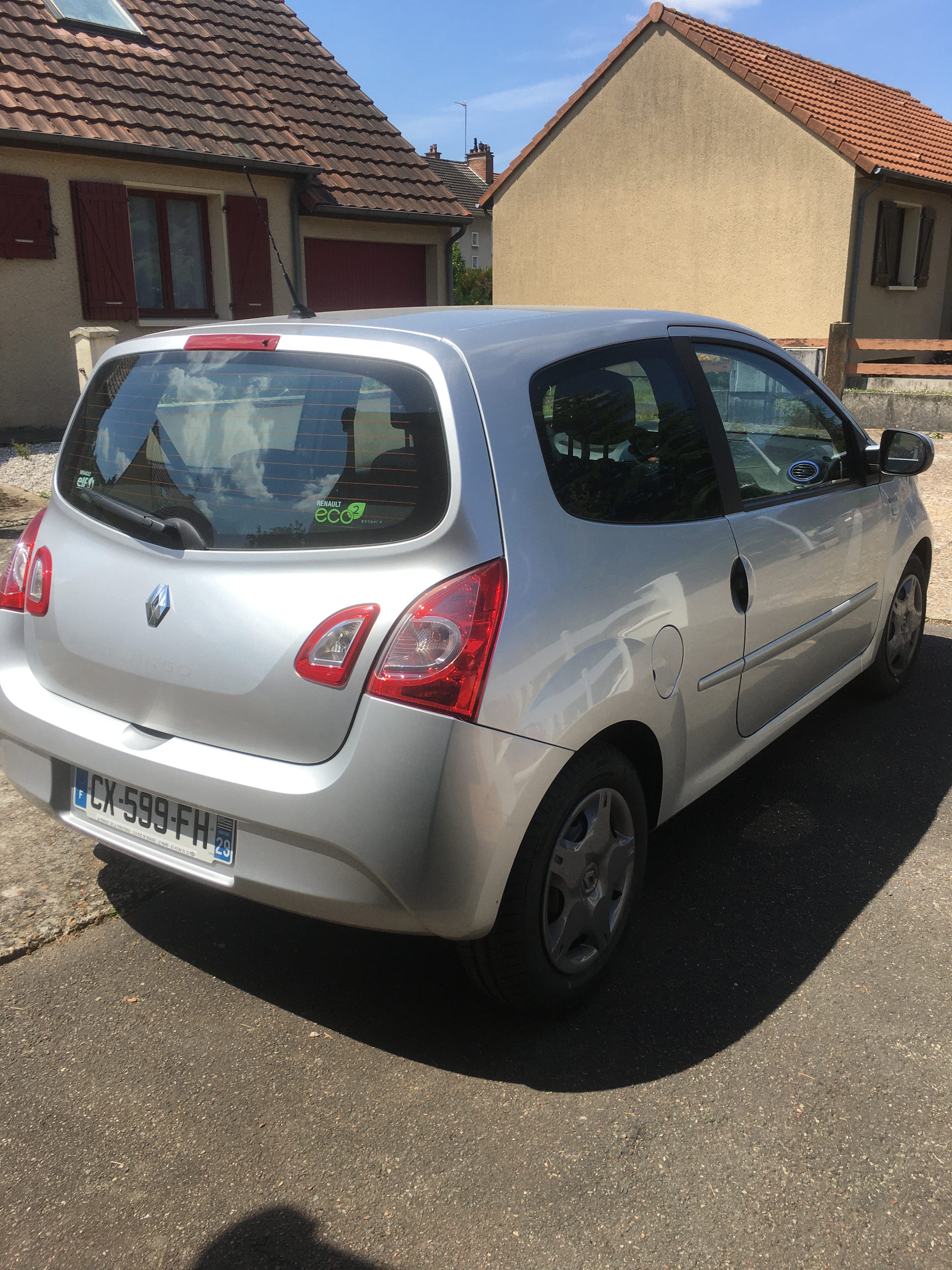 Renault Twingo avec Attelage