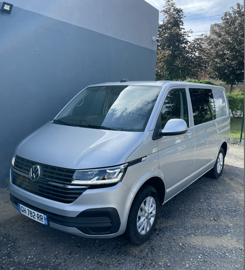 Volkswagen Transporter 6.1 Business Line Minibus, 2022, Diesel, automatique