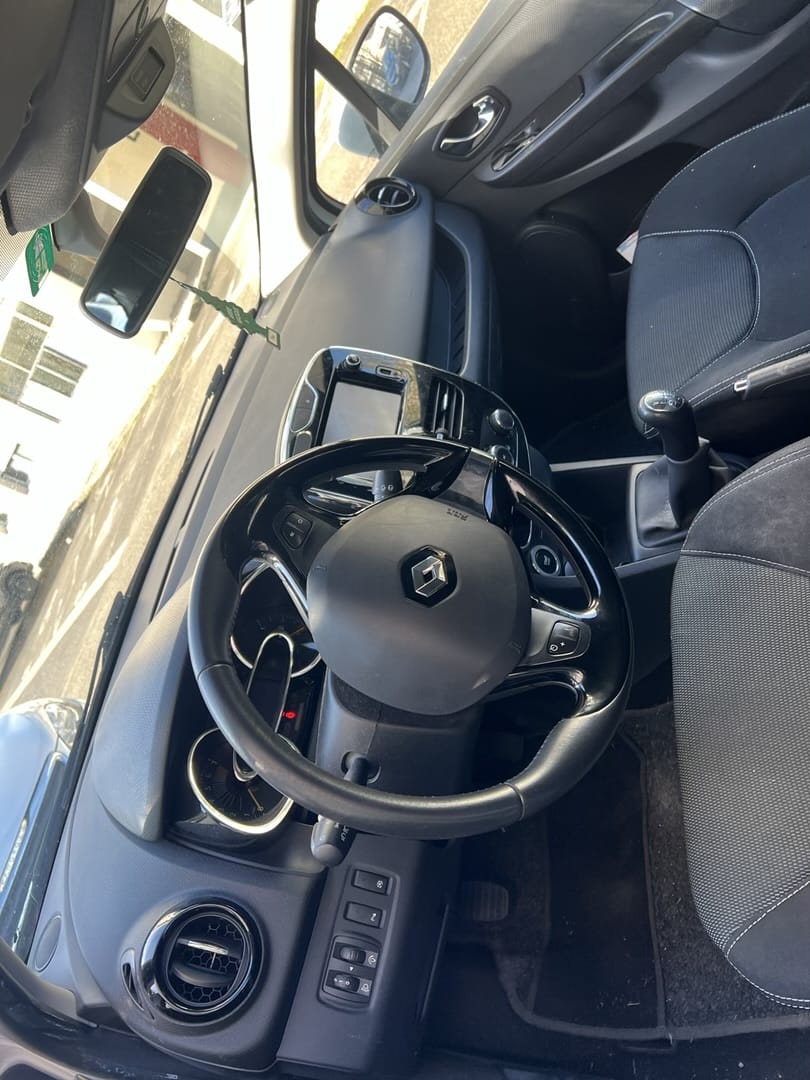 Renault Clio avec GPS