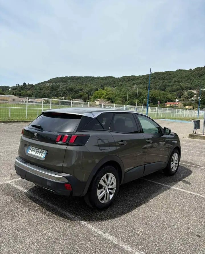 Peugeot 3008 avec Caméra de recul