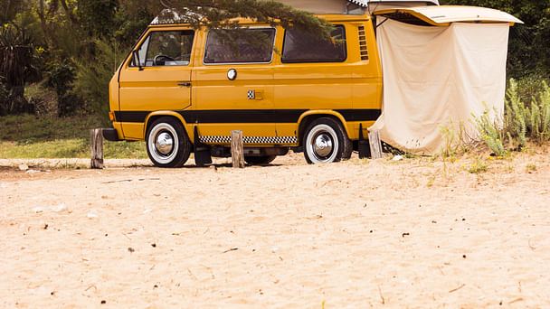 Volkswagen Transporter Combi Van Westfalia camping-car en location de vacance à l'île d'Oléron