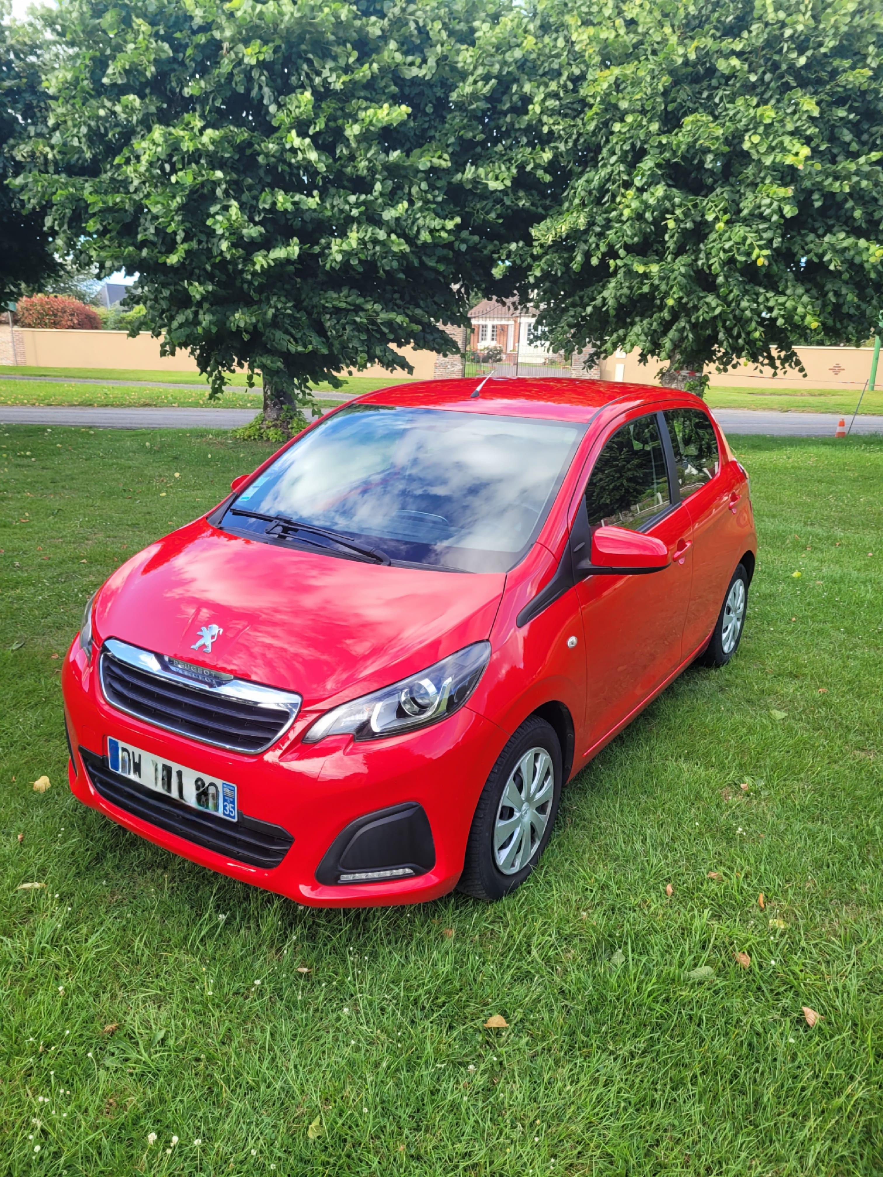 Peugeot 108, 2015, Essence 95
