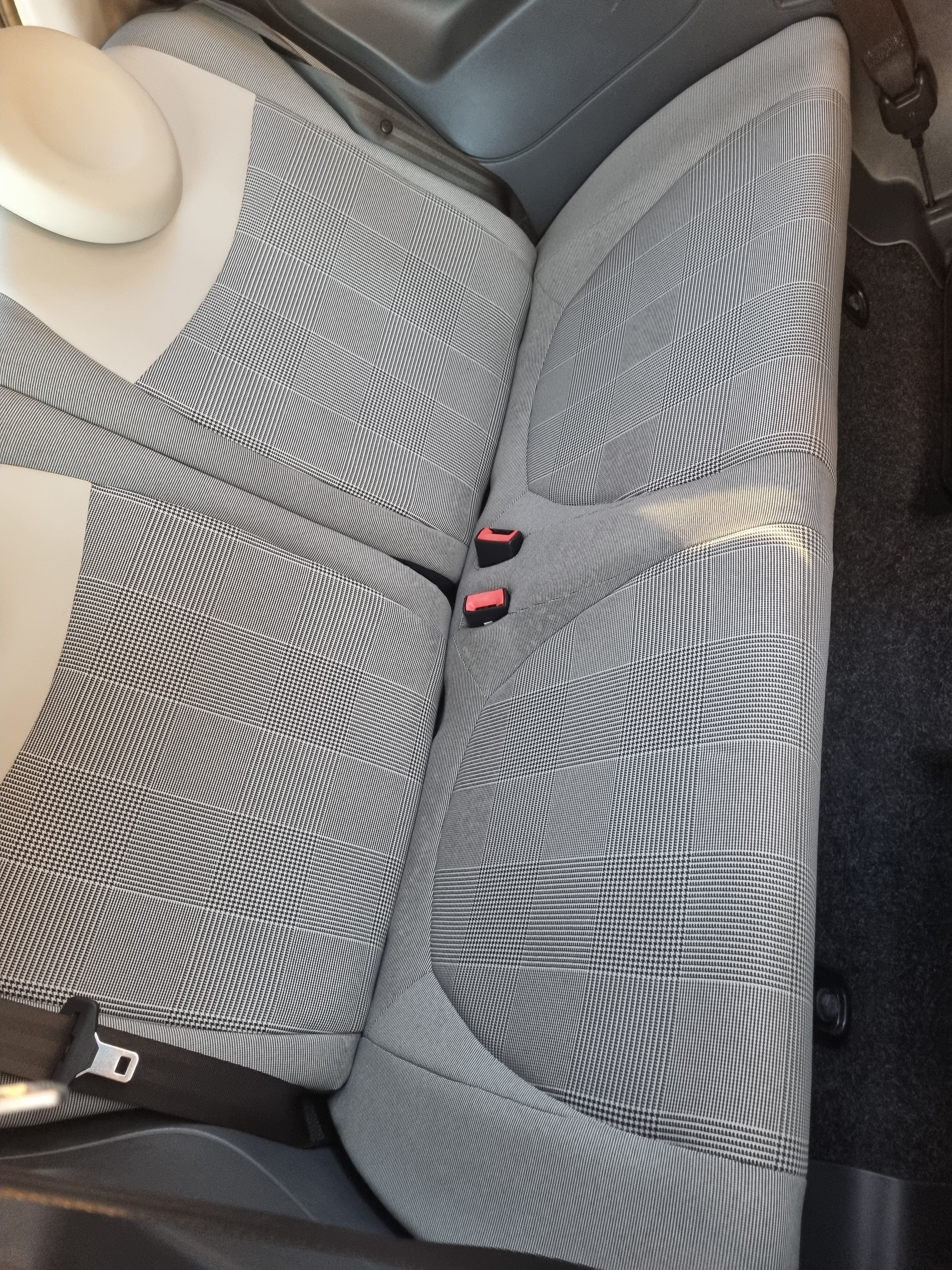 Fiat 500 Toit panoramique, Clim, Bluetooth, USB, super 95 avec Autoradio