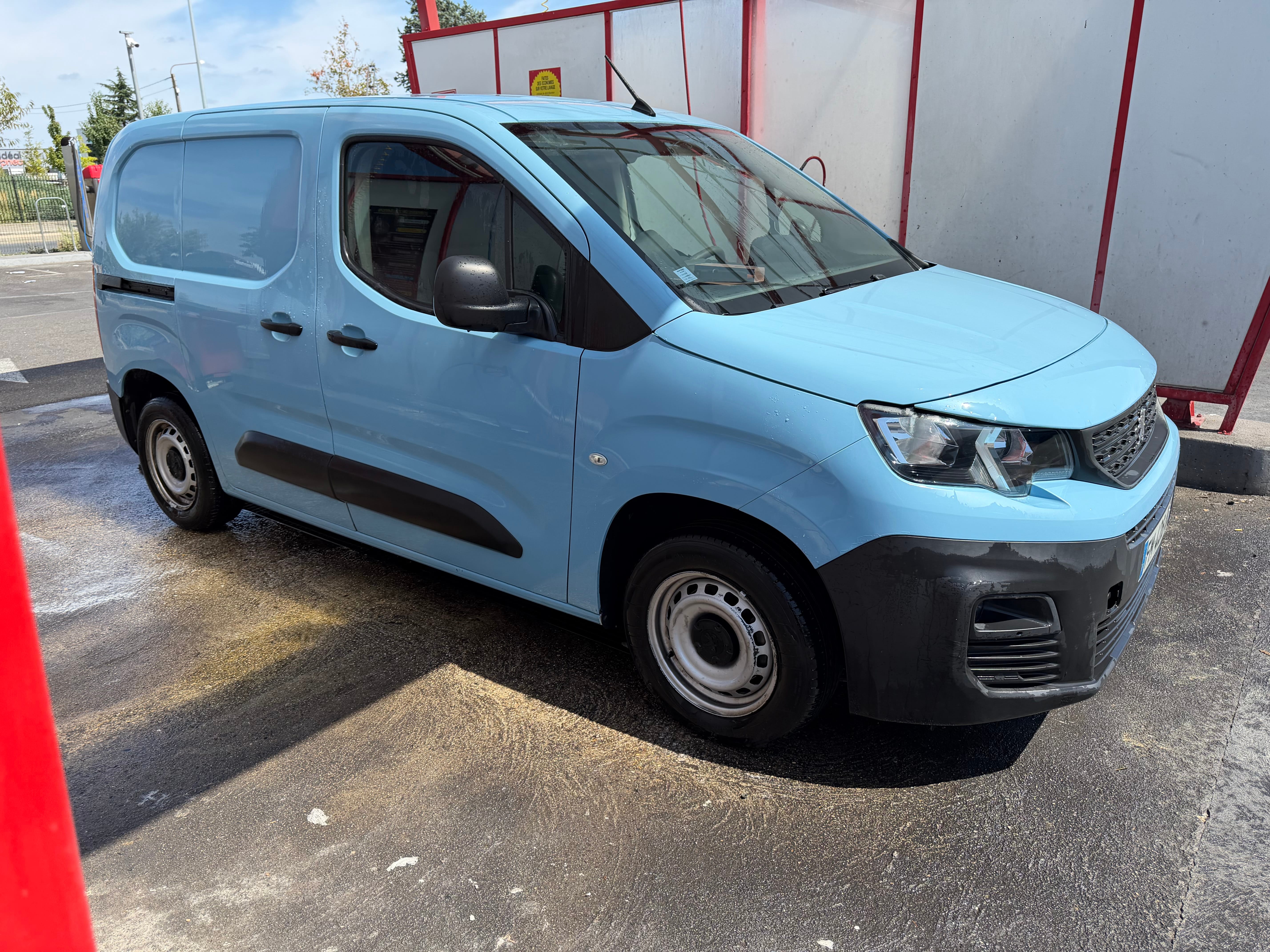 Peugeot Partner avec Port USB