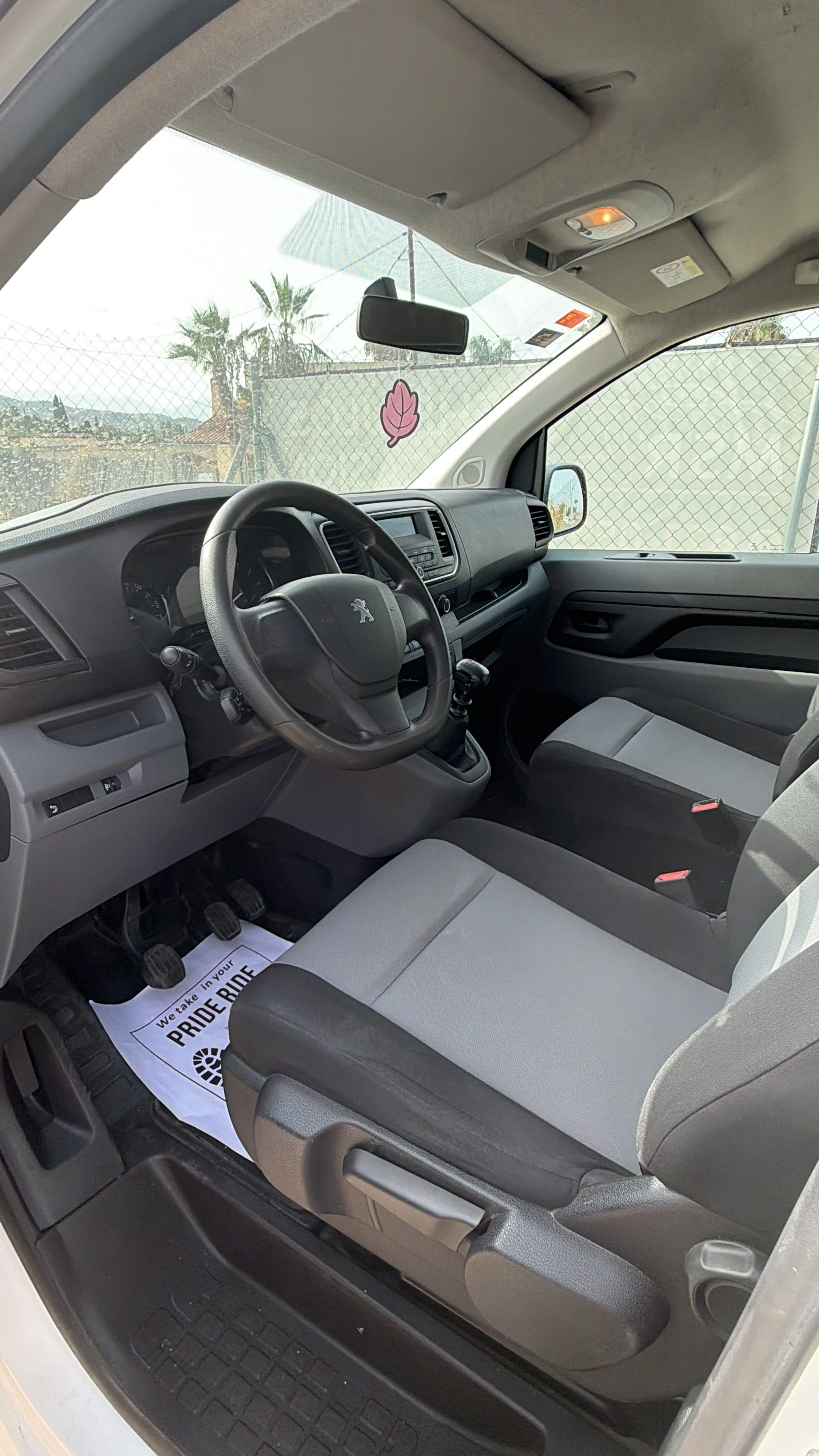 Peugeot Expert Combi con Aire acondicionado