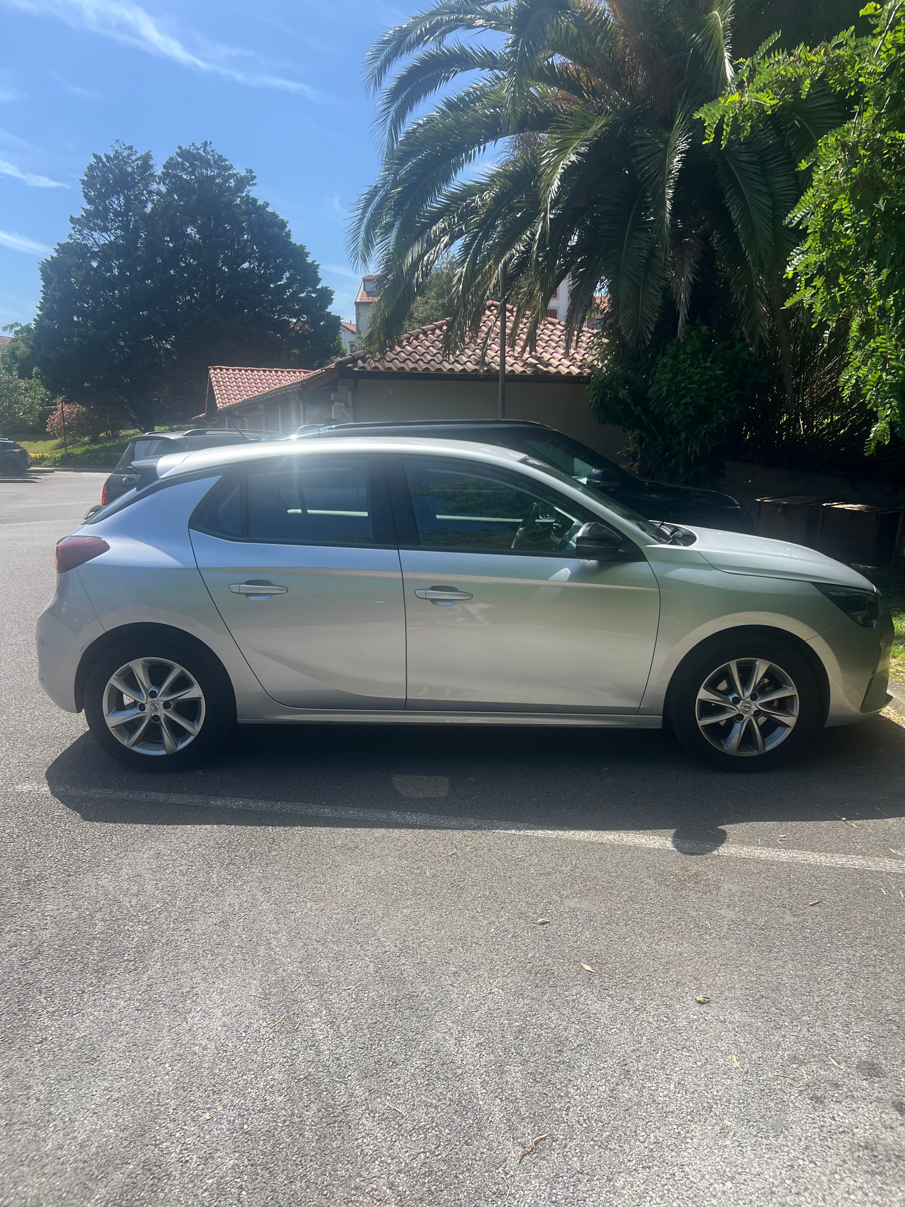 Opel Corsa avec Climatisation