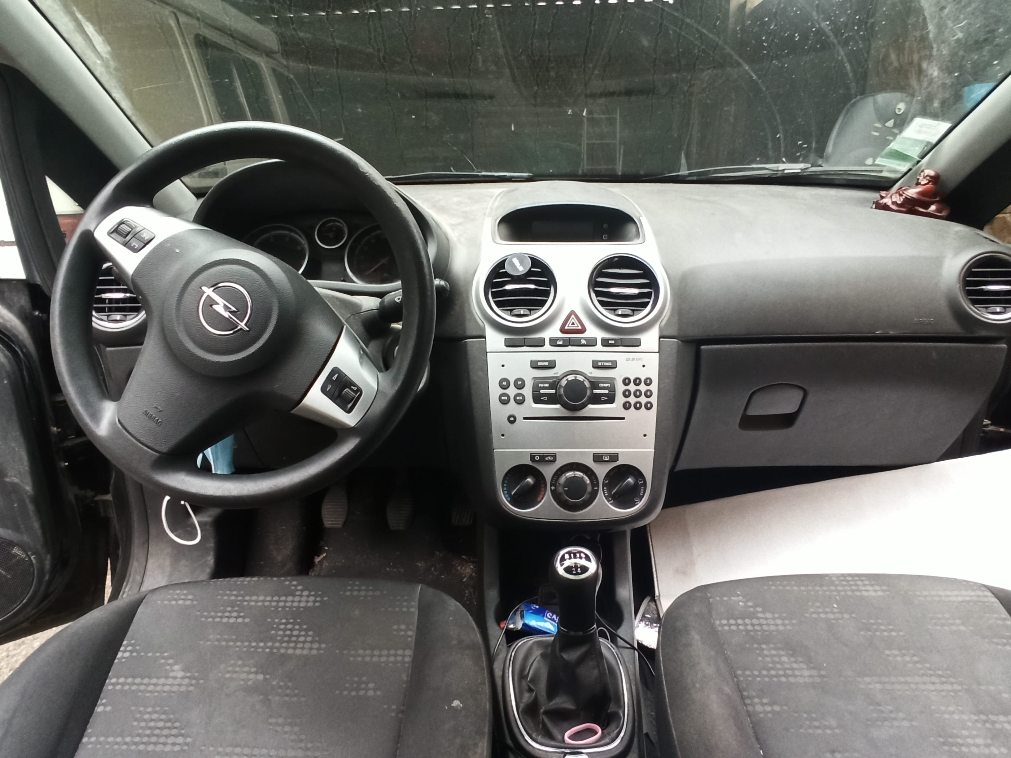 Opel Corsa avec Régulateur de vitesse