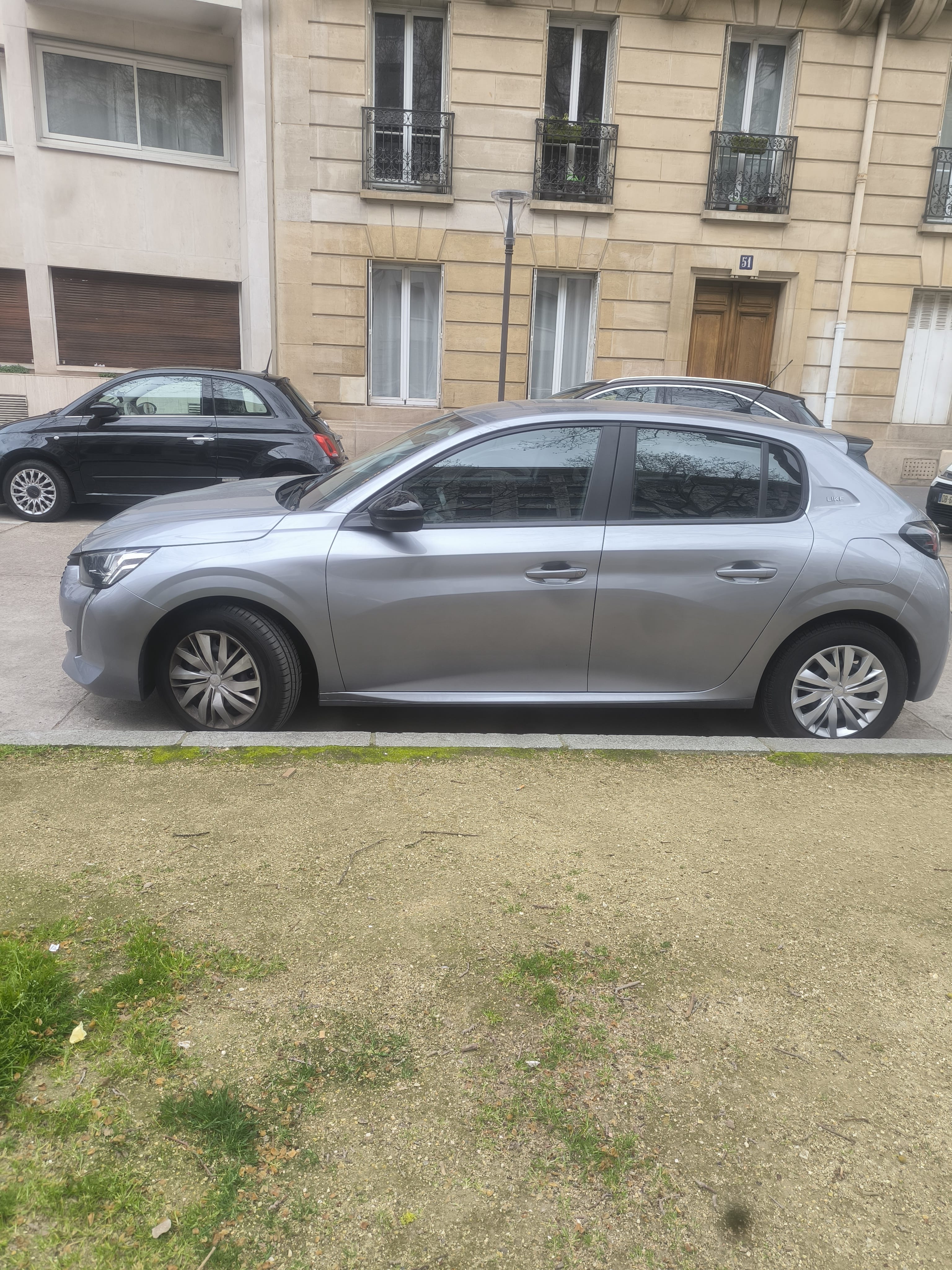 Peugeot 208 avec Climatisation