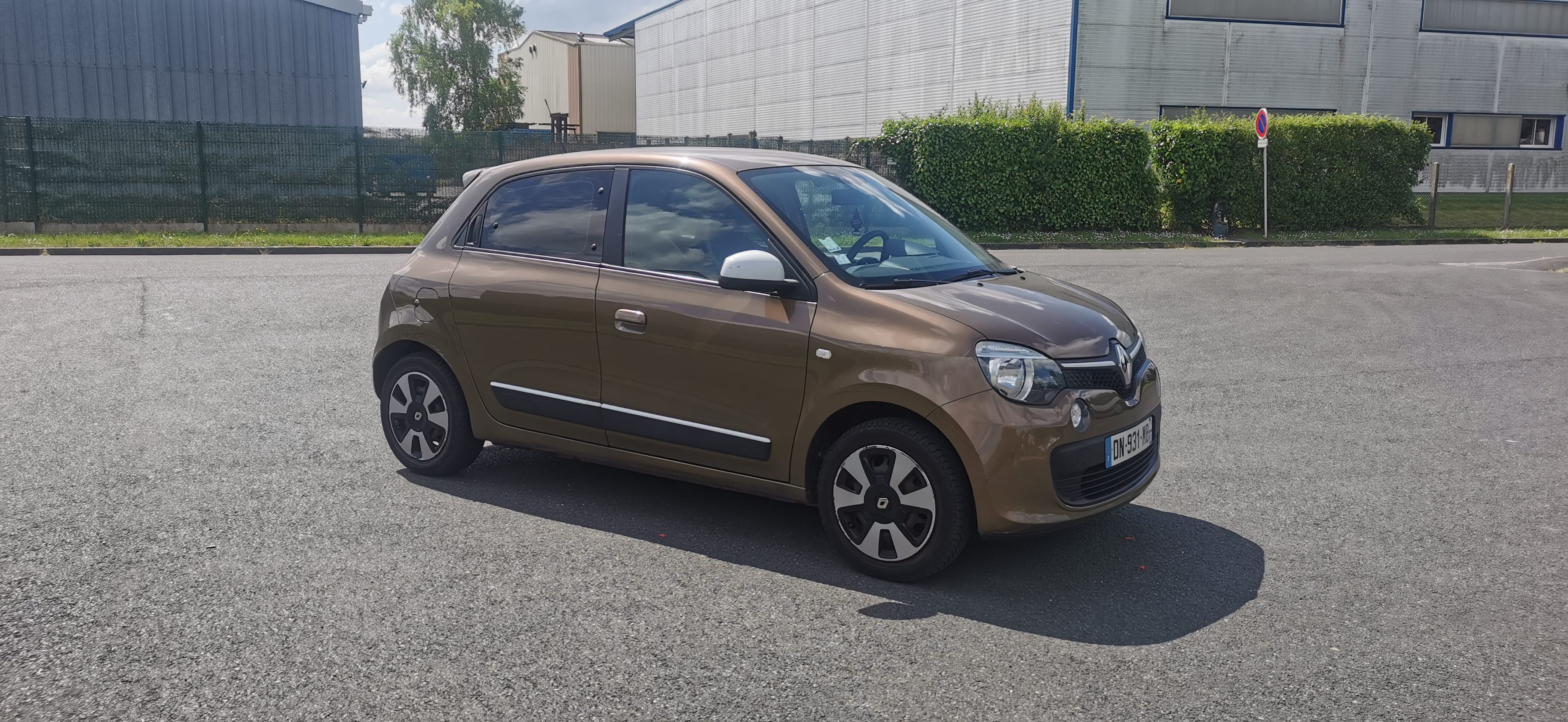 Renault Twingo III Chocolat avec Climatisation