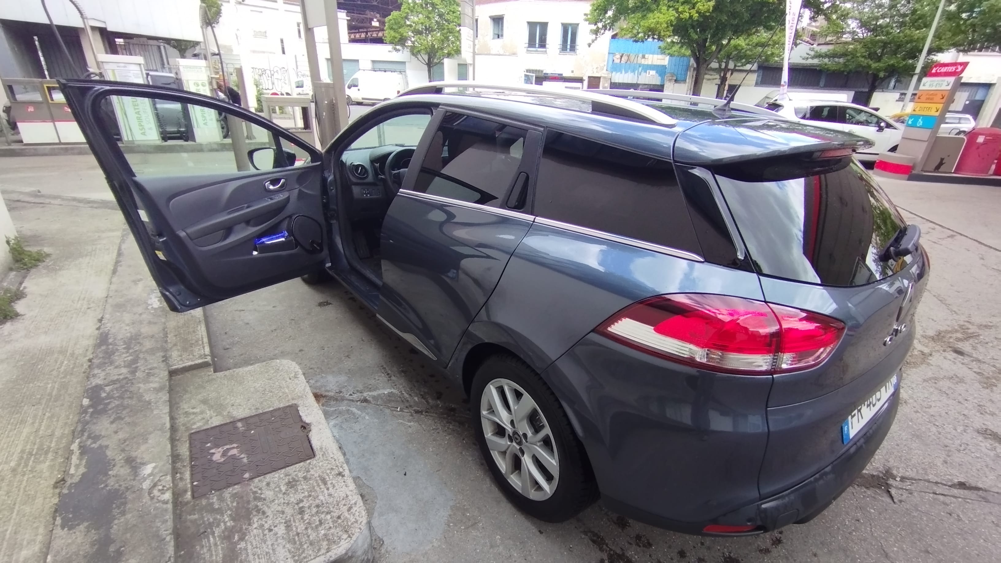 Renault Clio Estate 0,9 TCE 90 CV avec Climatisation