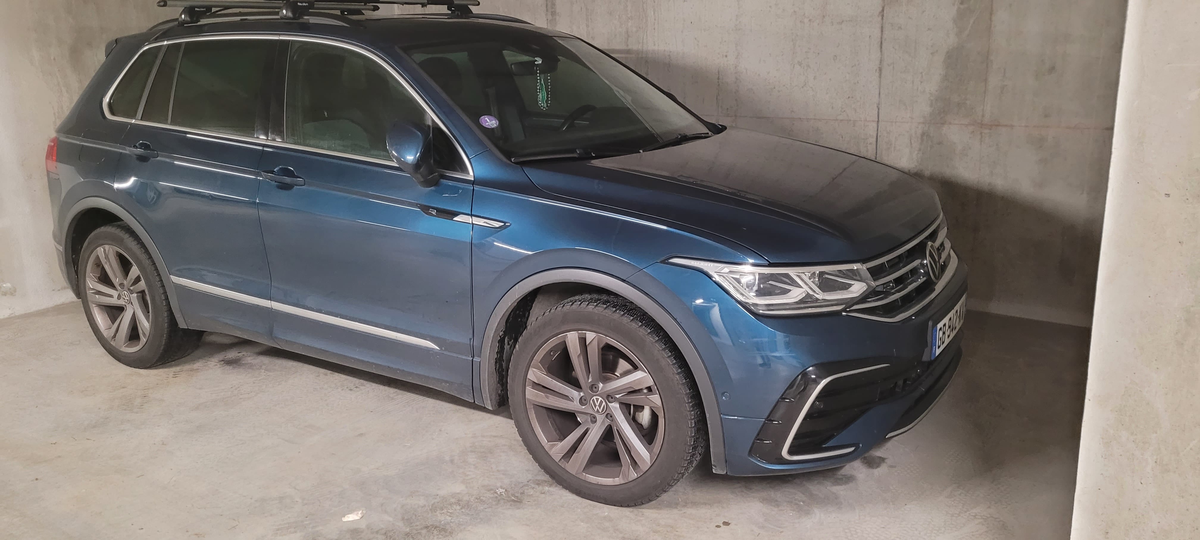 Volkswagen Tiguan, 2023, Essence 95, automatique