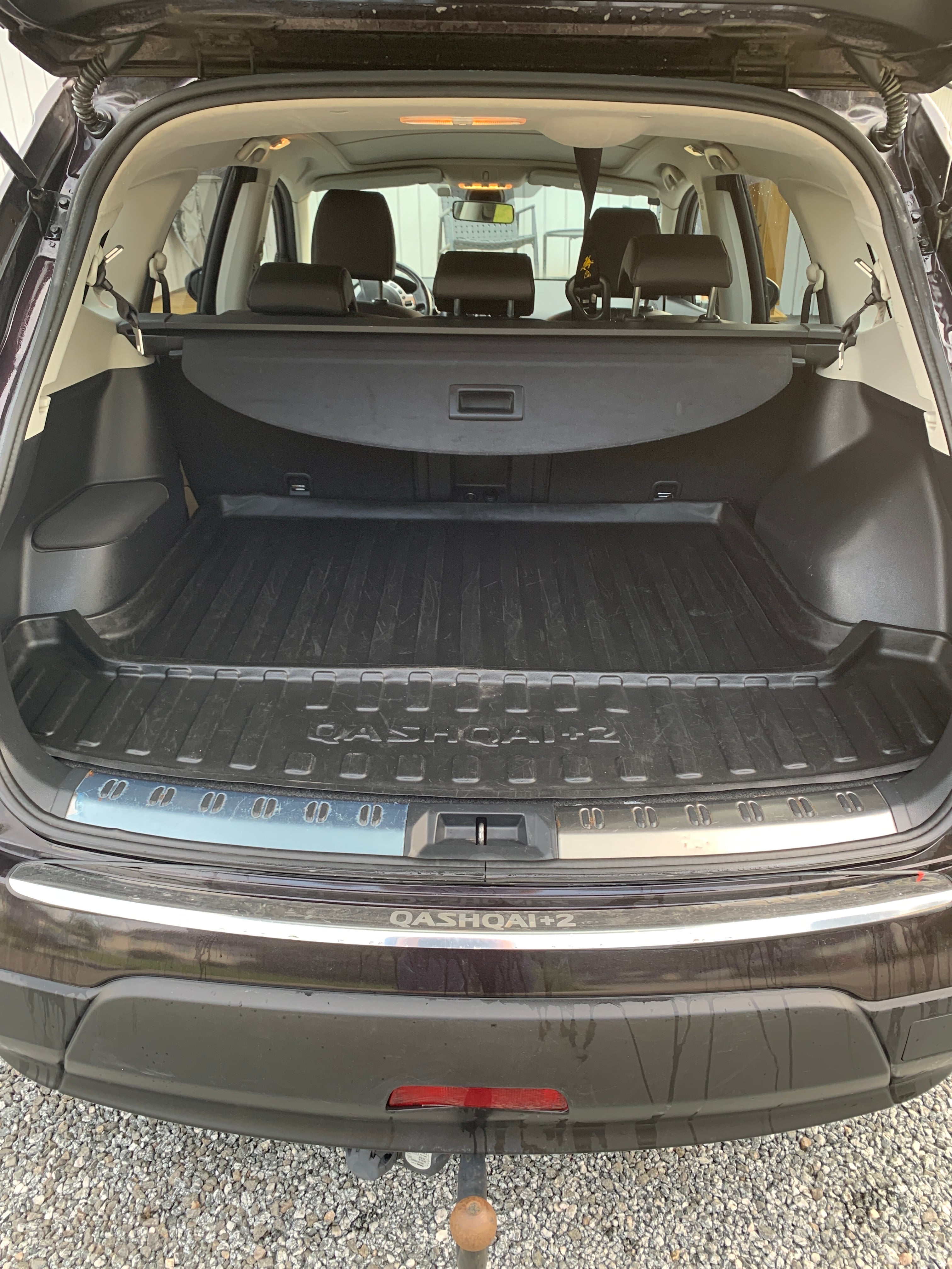 Nissan Qashqai+2 med Bluetooth audio