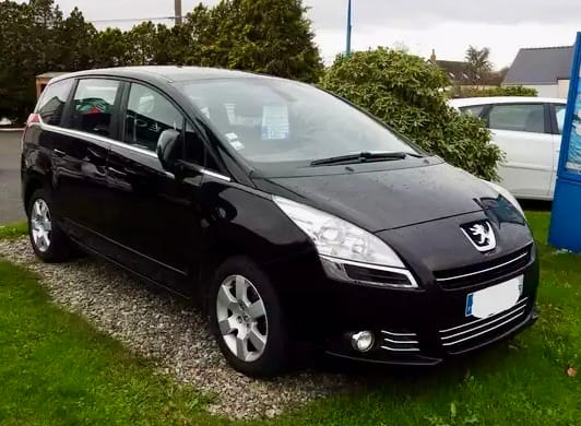 Peugeot 5008 7 places NOIR HDI BK CLIM AUTO GPS RÉGULATEUR DE VITESSE, 2011, Diesel, 7 seats