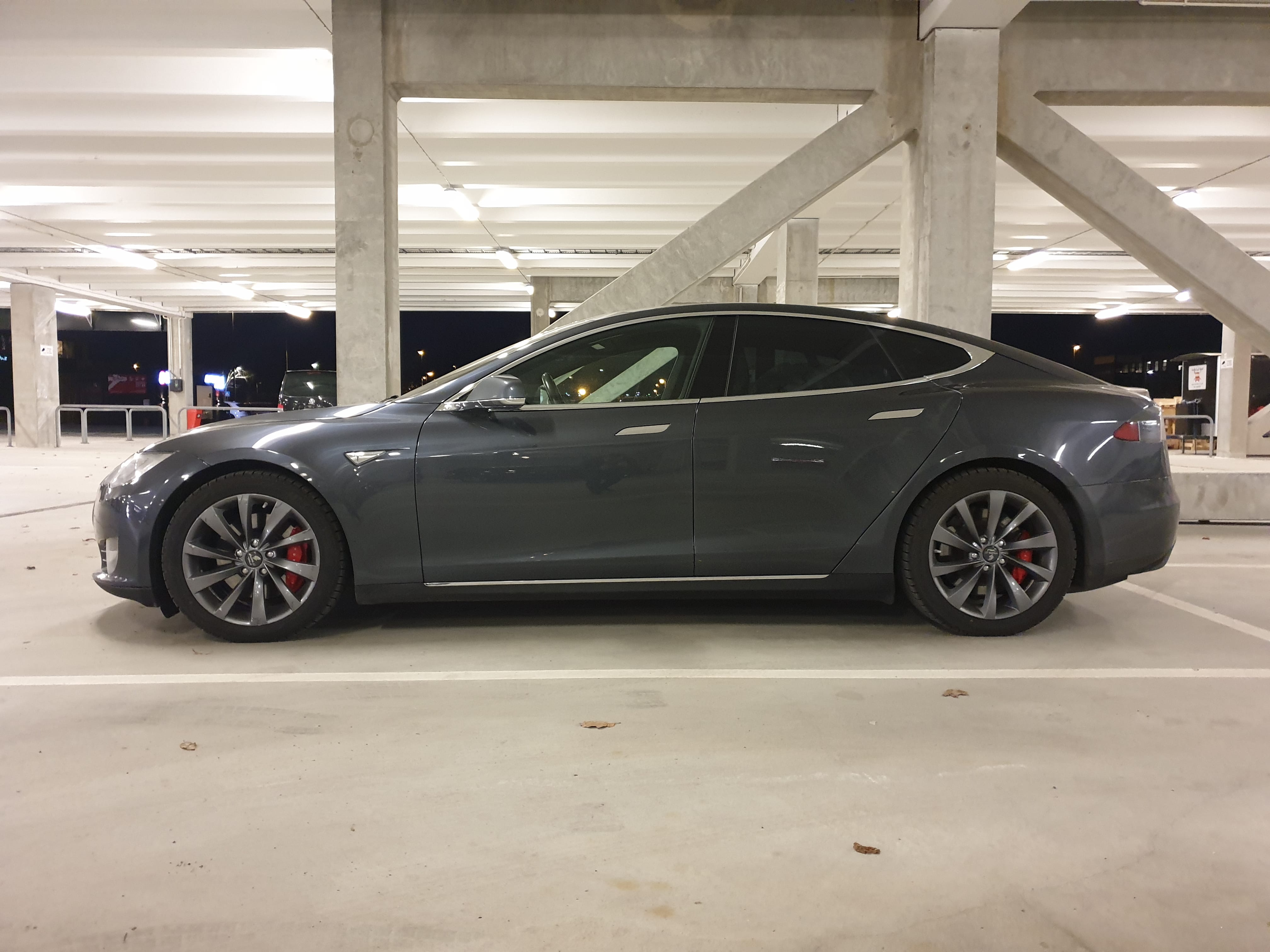 Tesla Model S P85D Insane+ med Aircondition