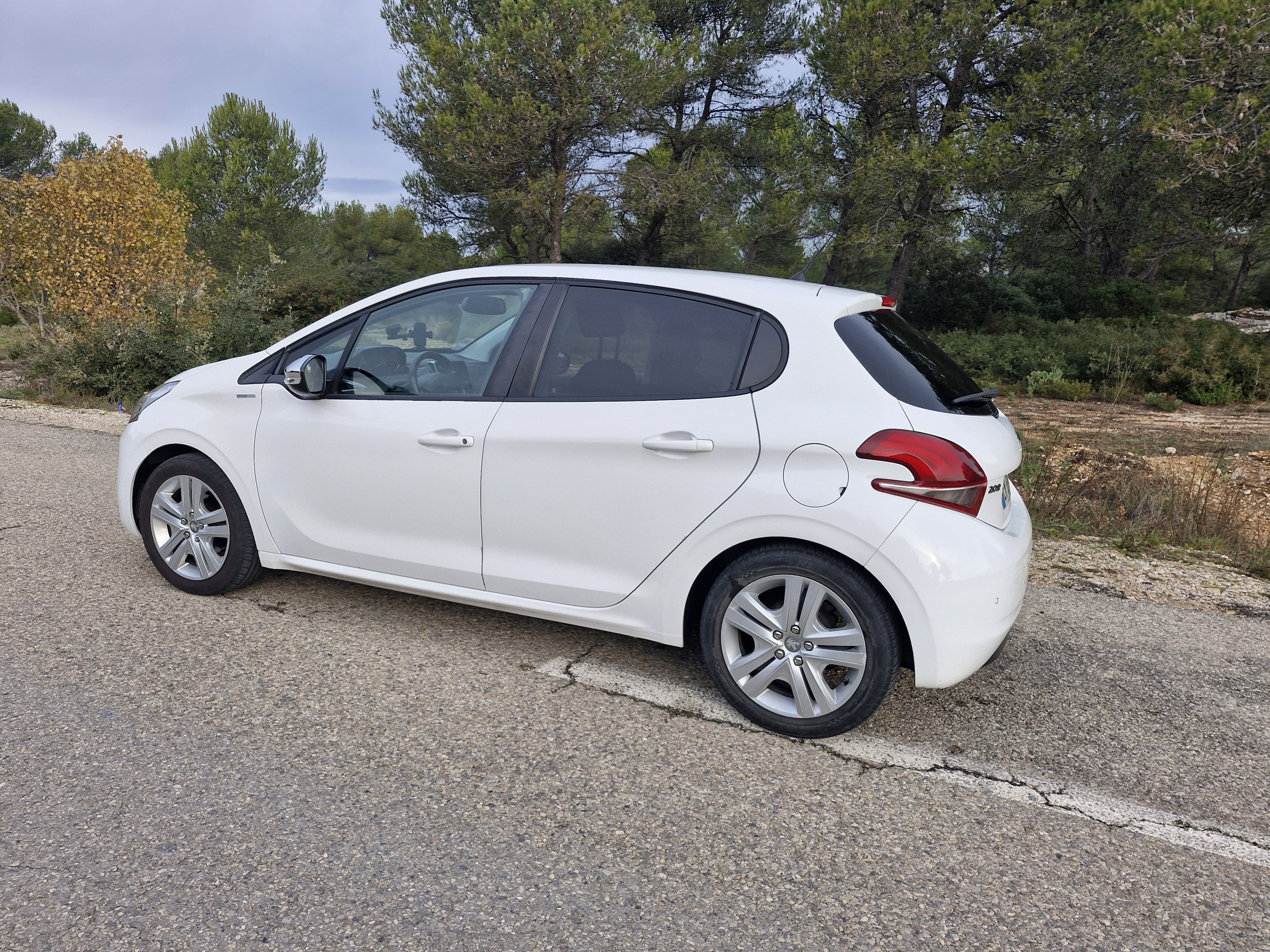 Peugeot 208 with Air conditioning