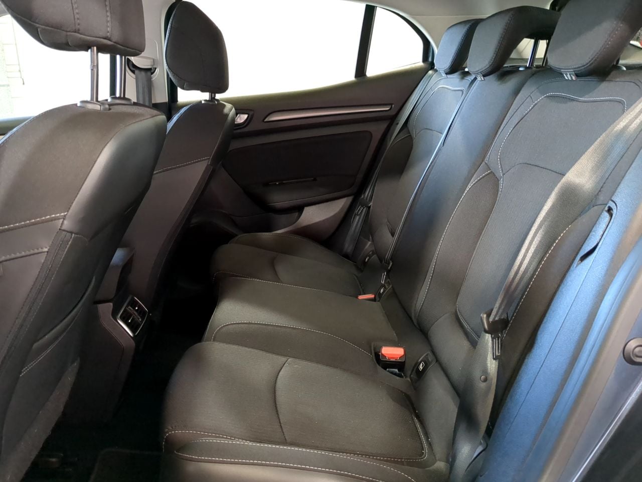Renault Mégane IV avec Siège bébé