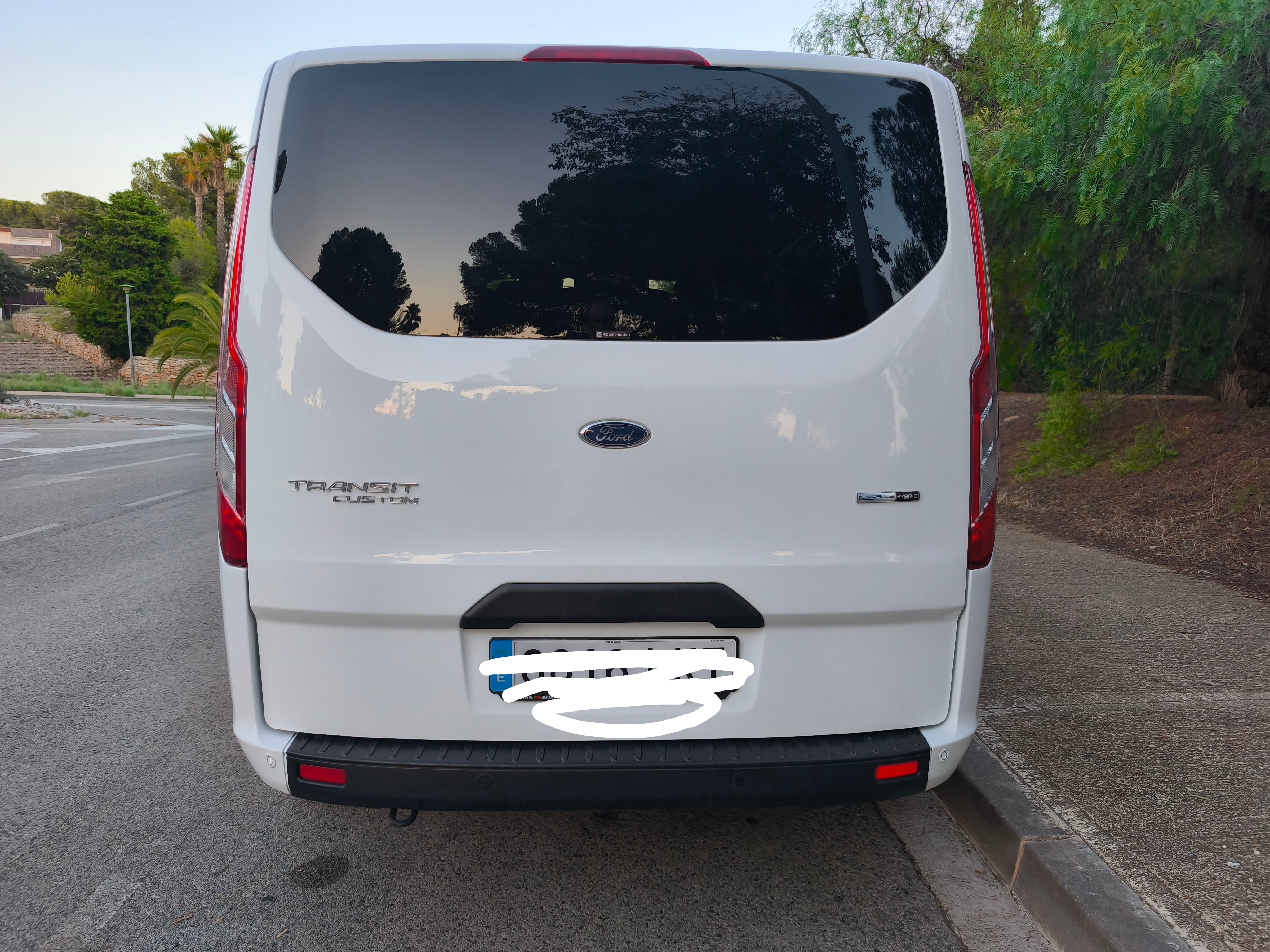 Ford Transit Custom Kombi con GPS