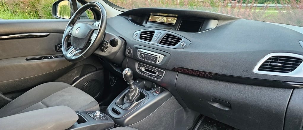 Renault Grand Scenic avec Entrée audio / iPod
