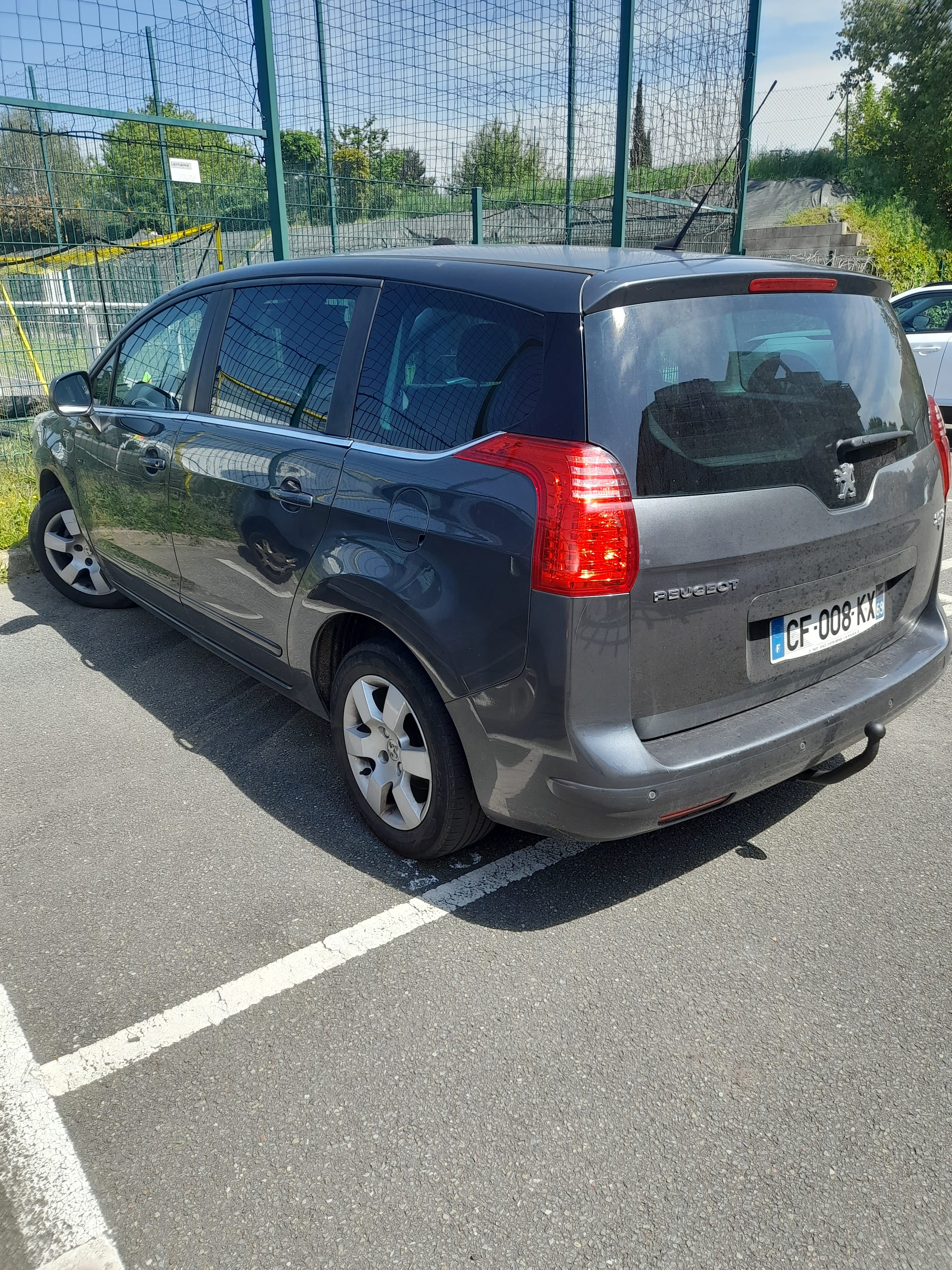 Peugeot 5008 avec Régulateur de vitesse