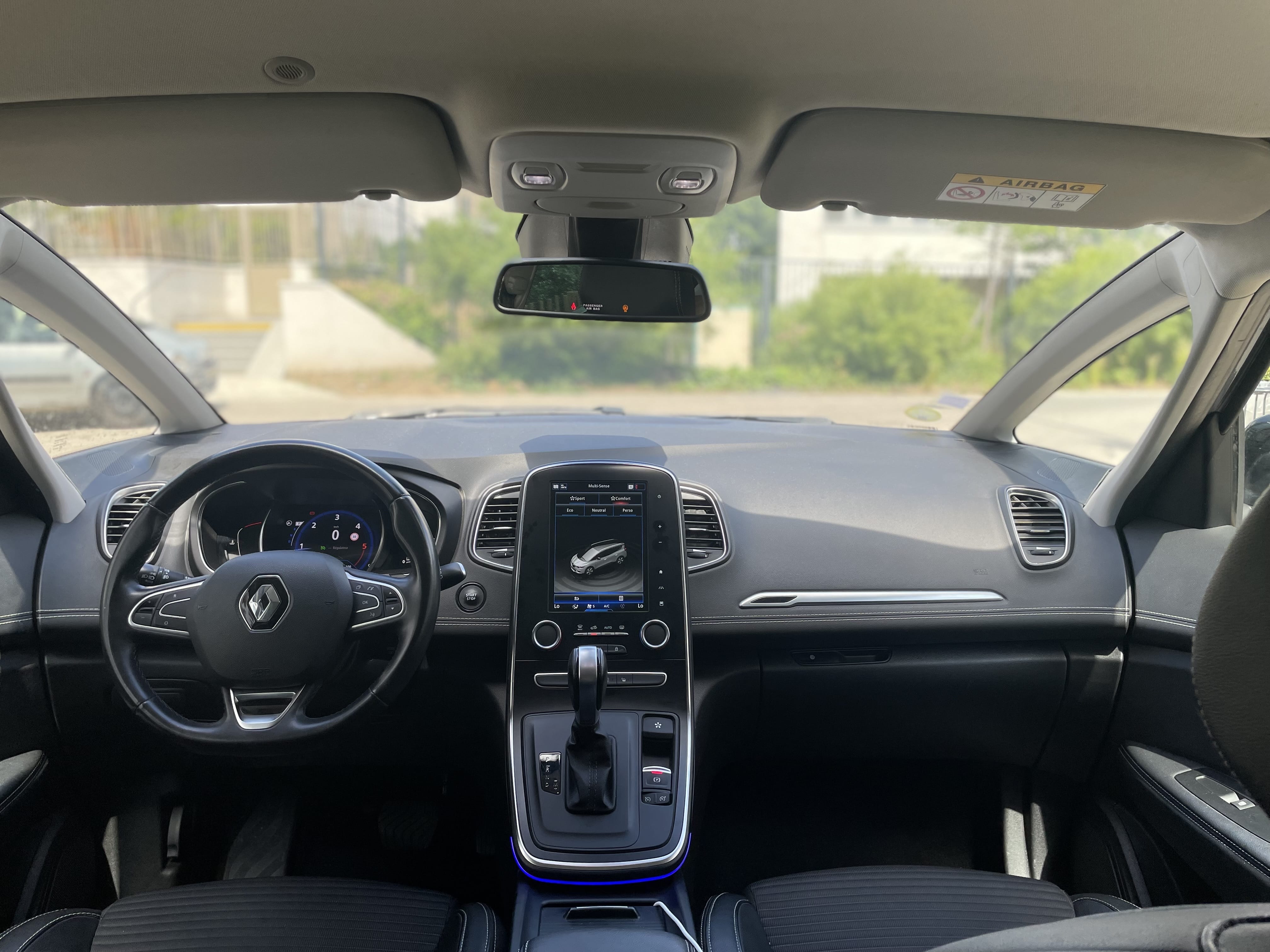 Renault Grand Scenic avec Régulateur de vitesse
