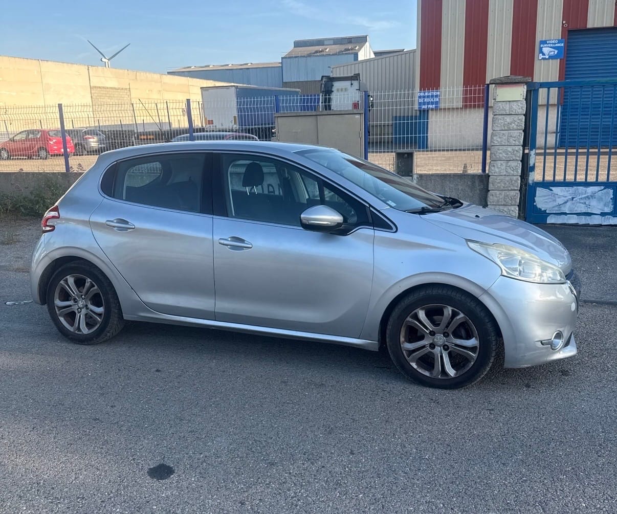 Peugeot 208 avec Climatisation