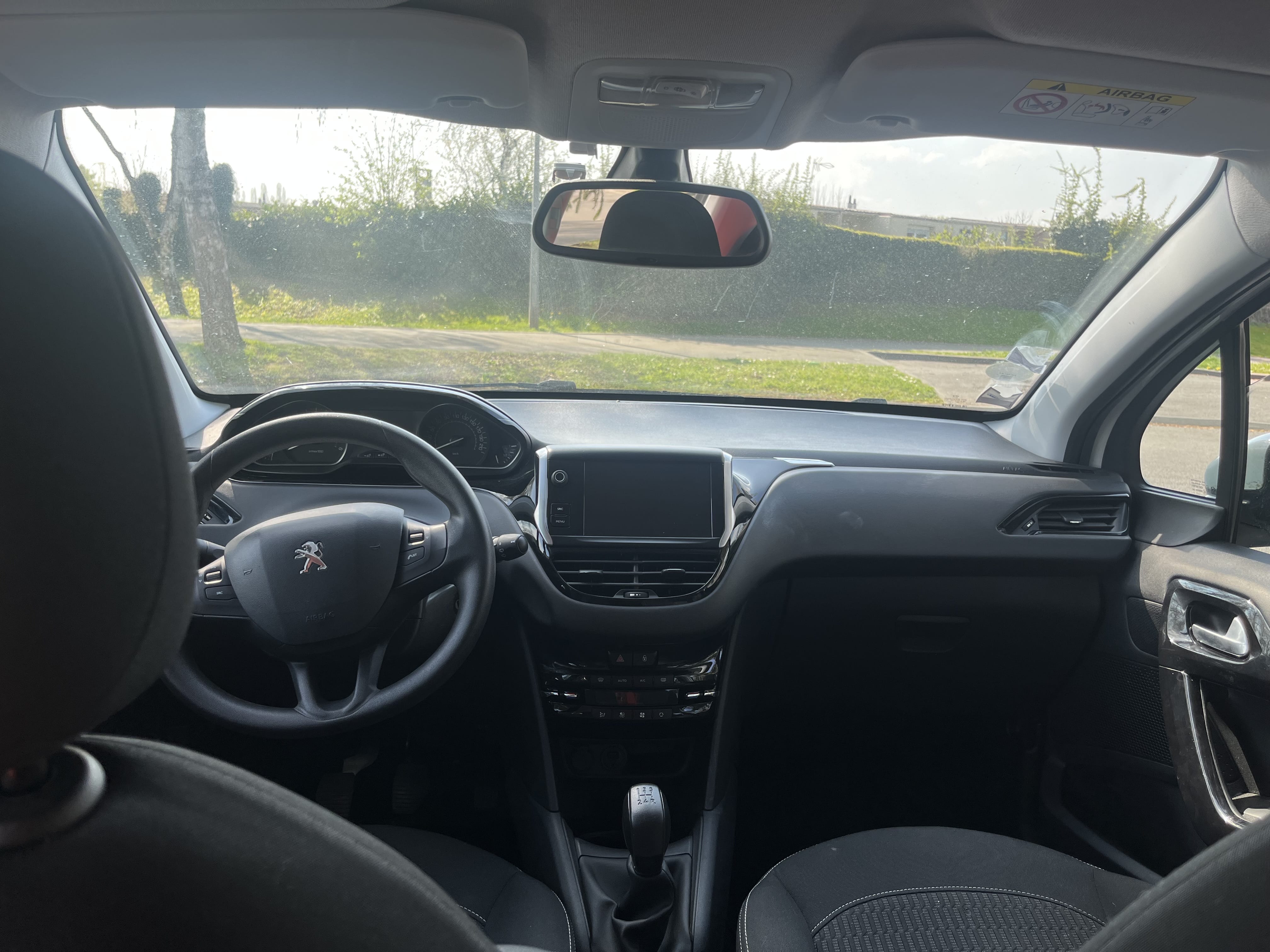 Peugeot 208 avec Port USB