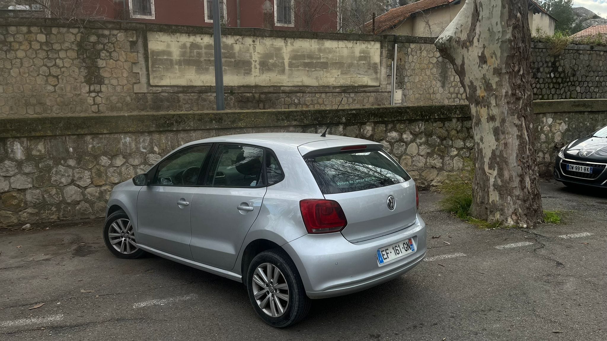 Volkswagen Polo with Cruise control