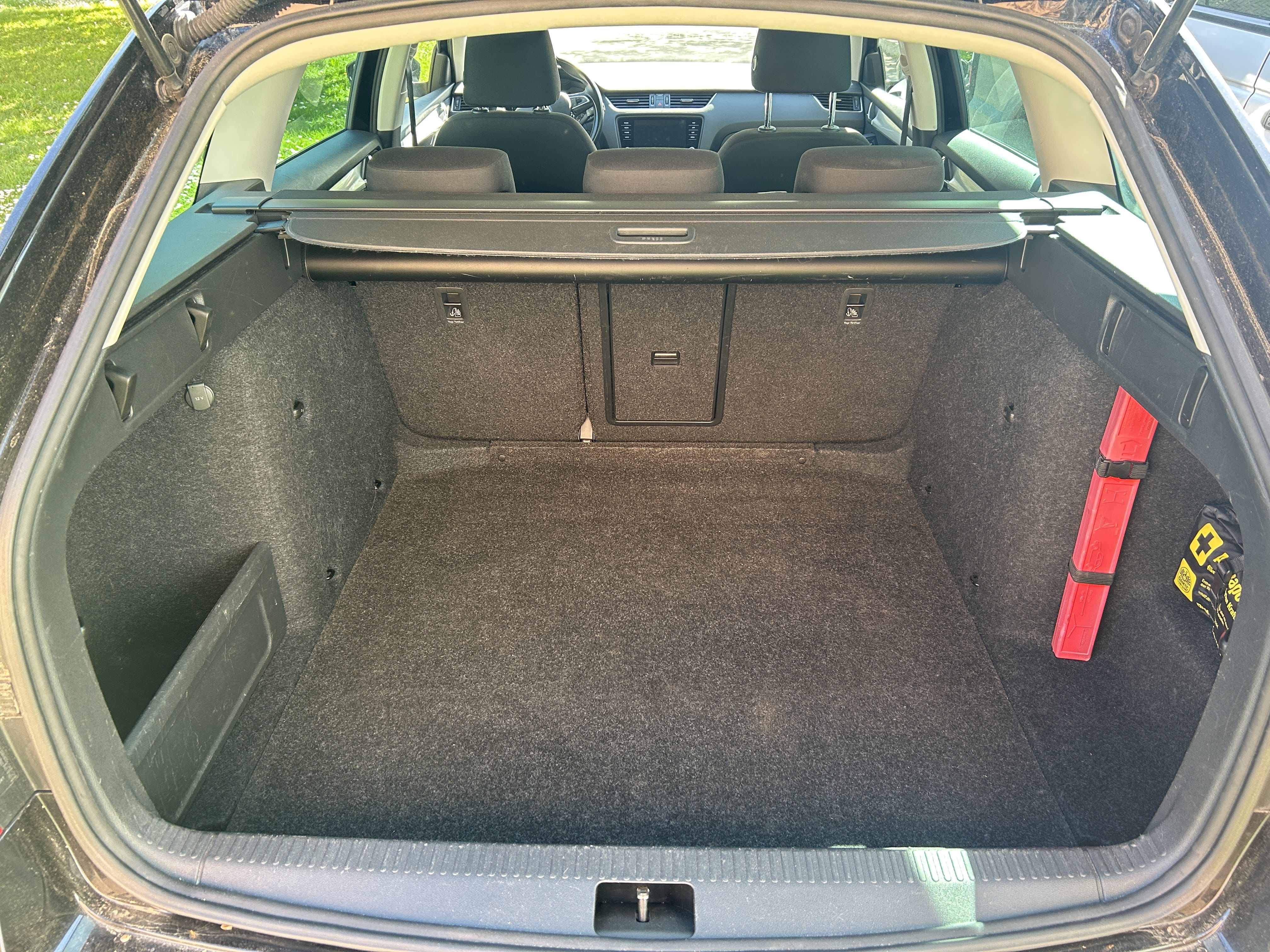 Skoda Octavia Kombi 1.6 TDI mit Bluetooth-Audio