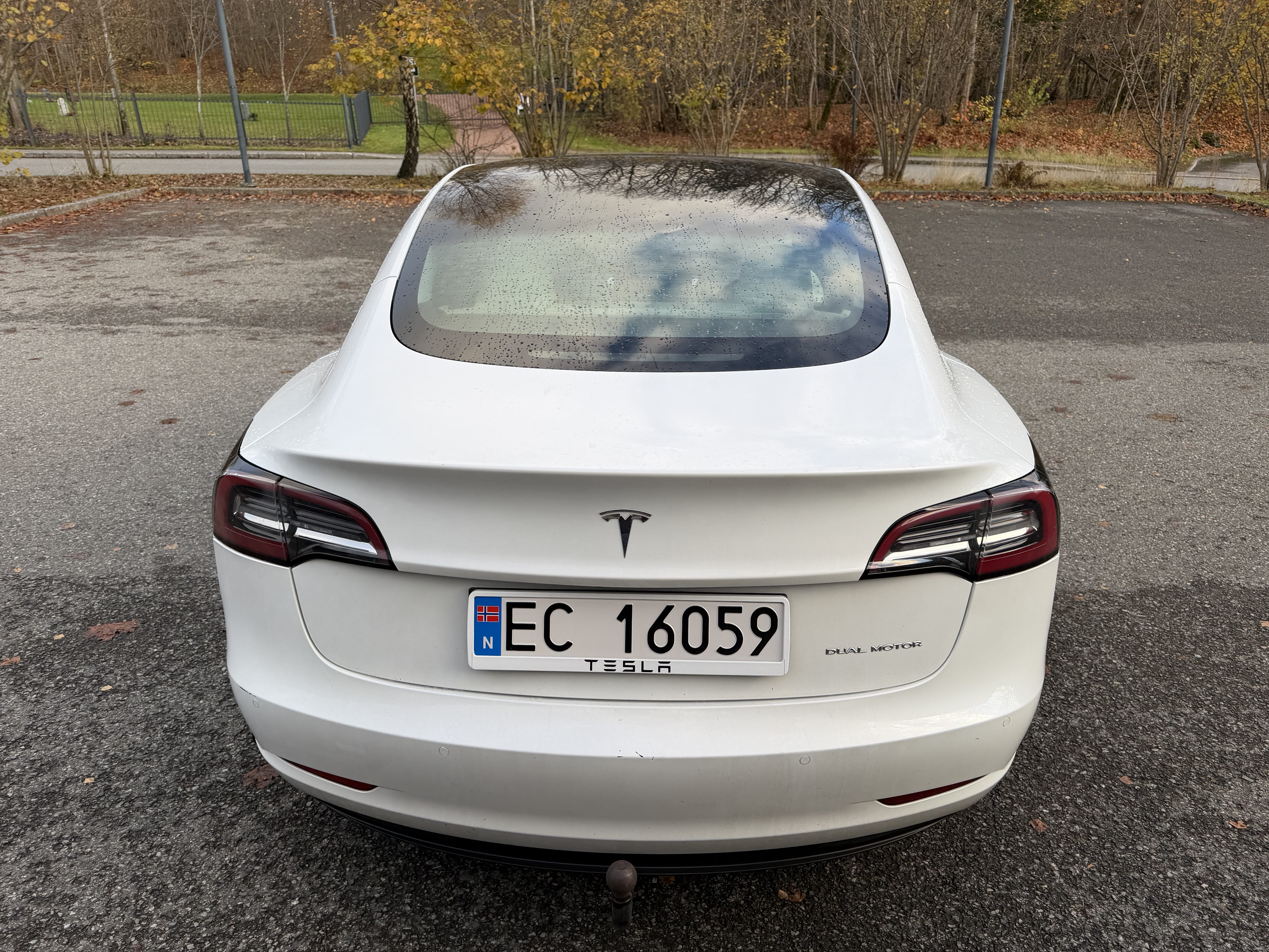 Tesla Model 3 Long range 4x4 480-500 HP with Bluetooth audio