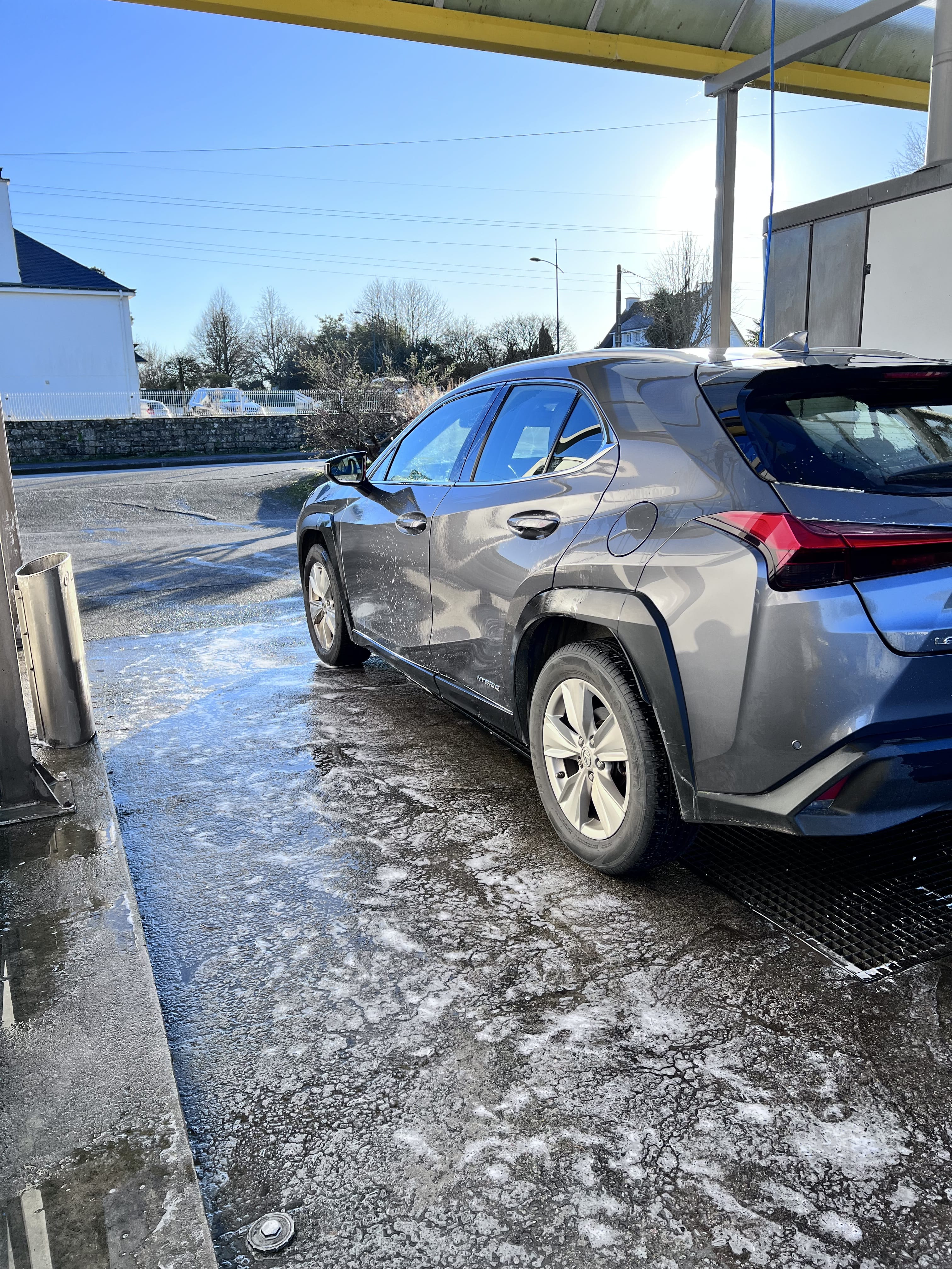 Lexus UX 250h, 2020, Essence 98 / Électrique (hybride), automatique