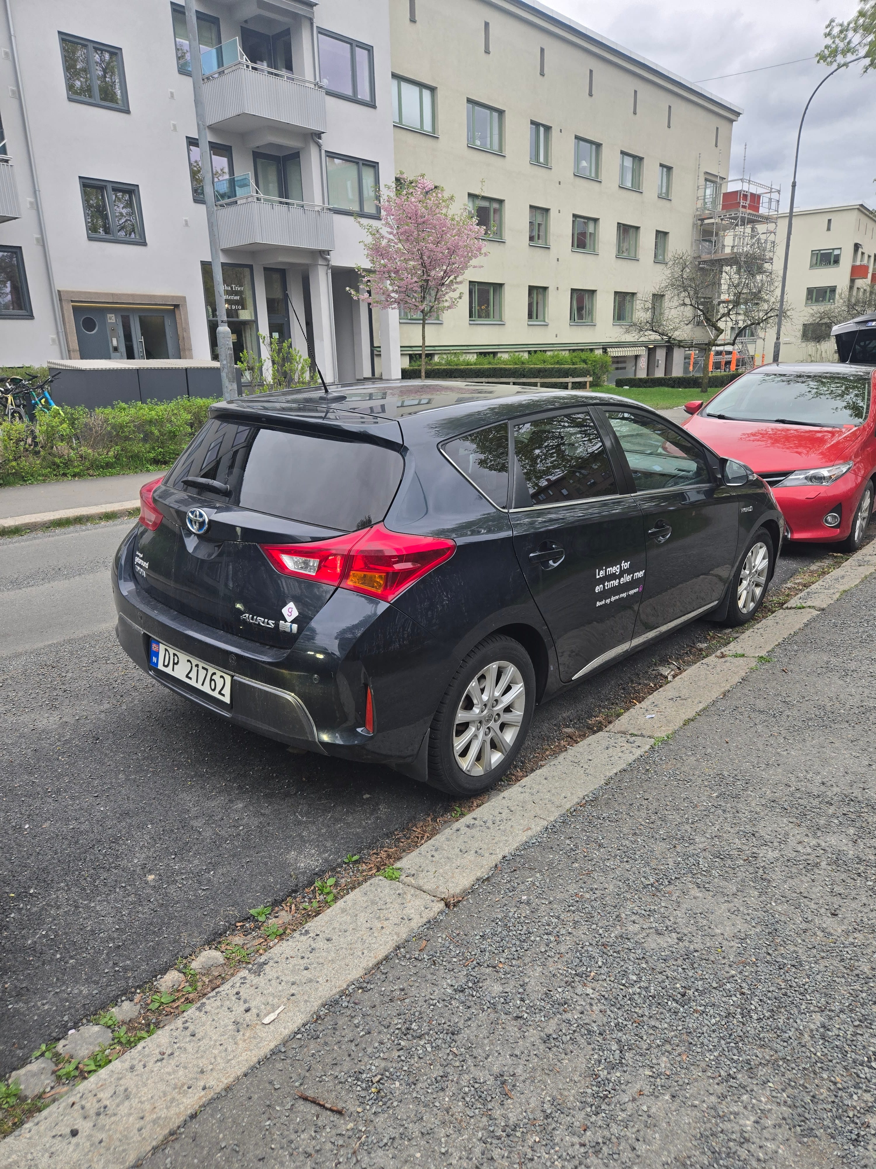 Toyota Auris 1,8 Automat, Bensin, Drivstoffvennlig mit Navigationsgerät