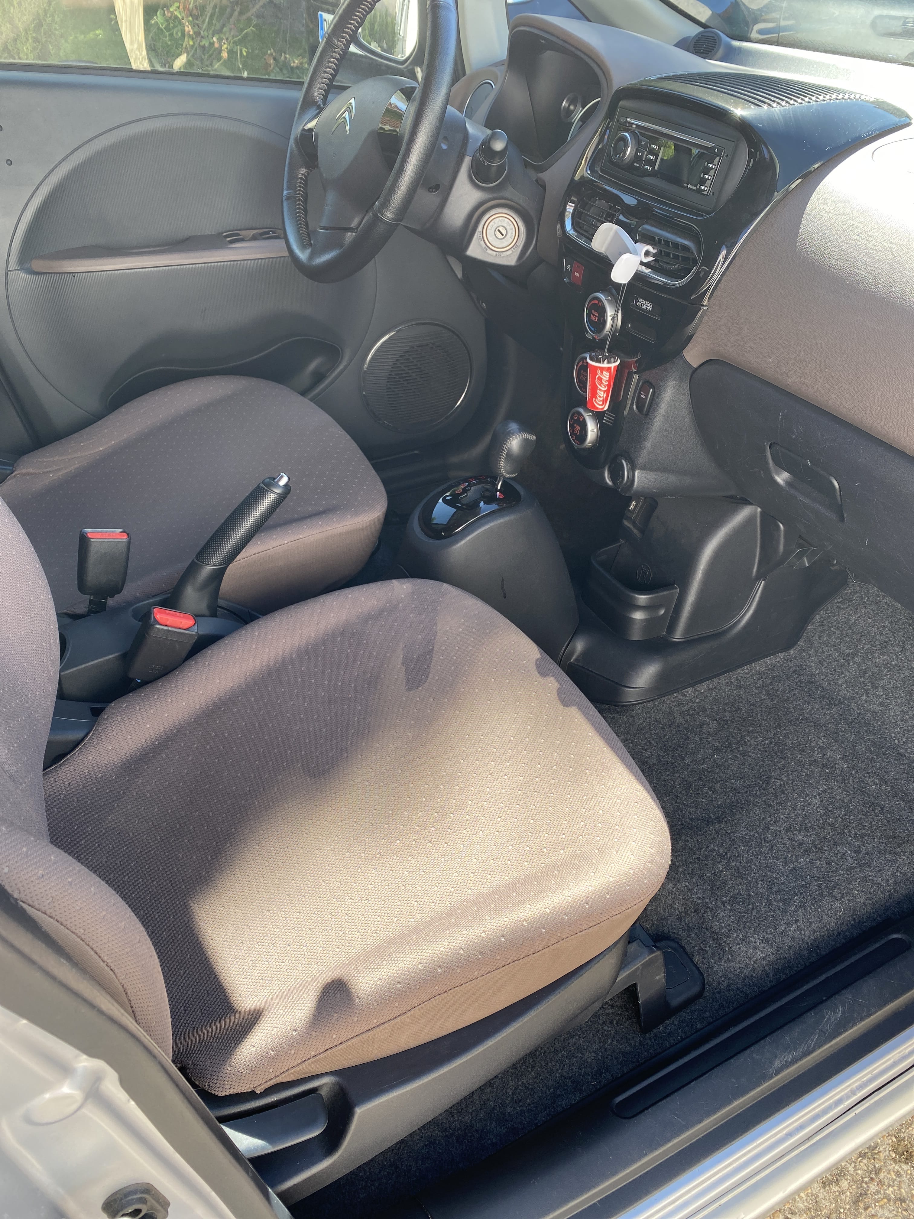 Citroen C-Zero avec Entrée audio / iPod
