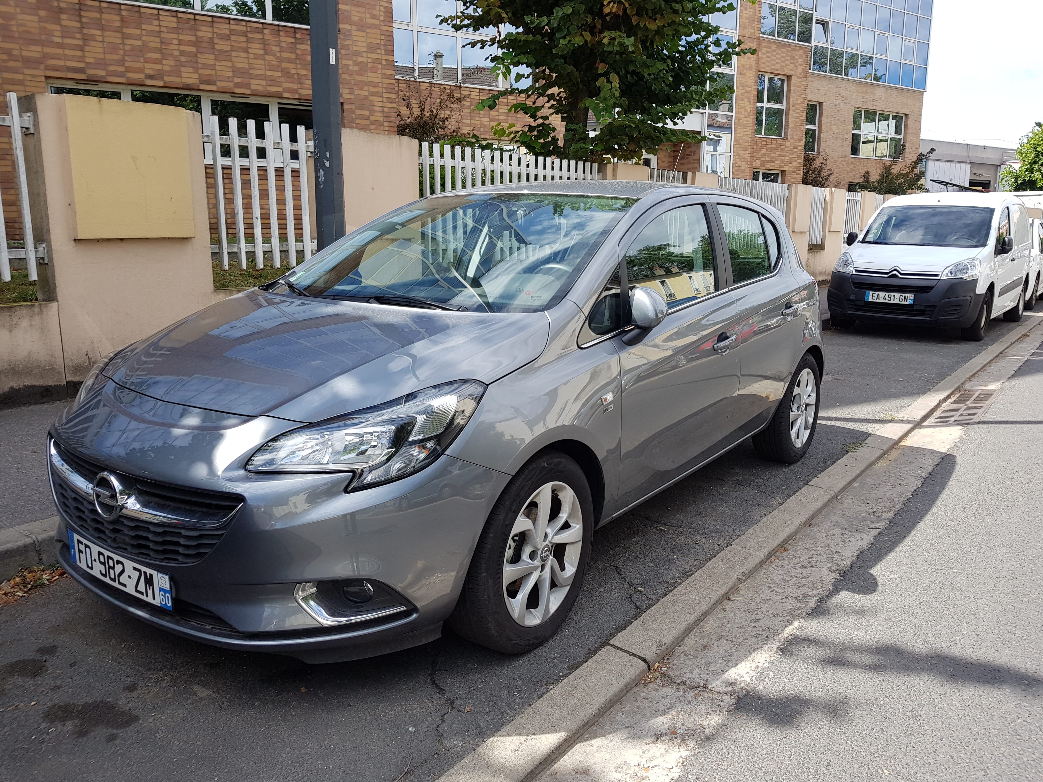 Opel Corsa Série spéciale "120", 2019, Essence 98