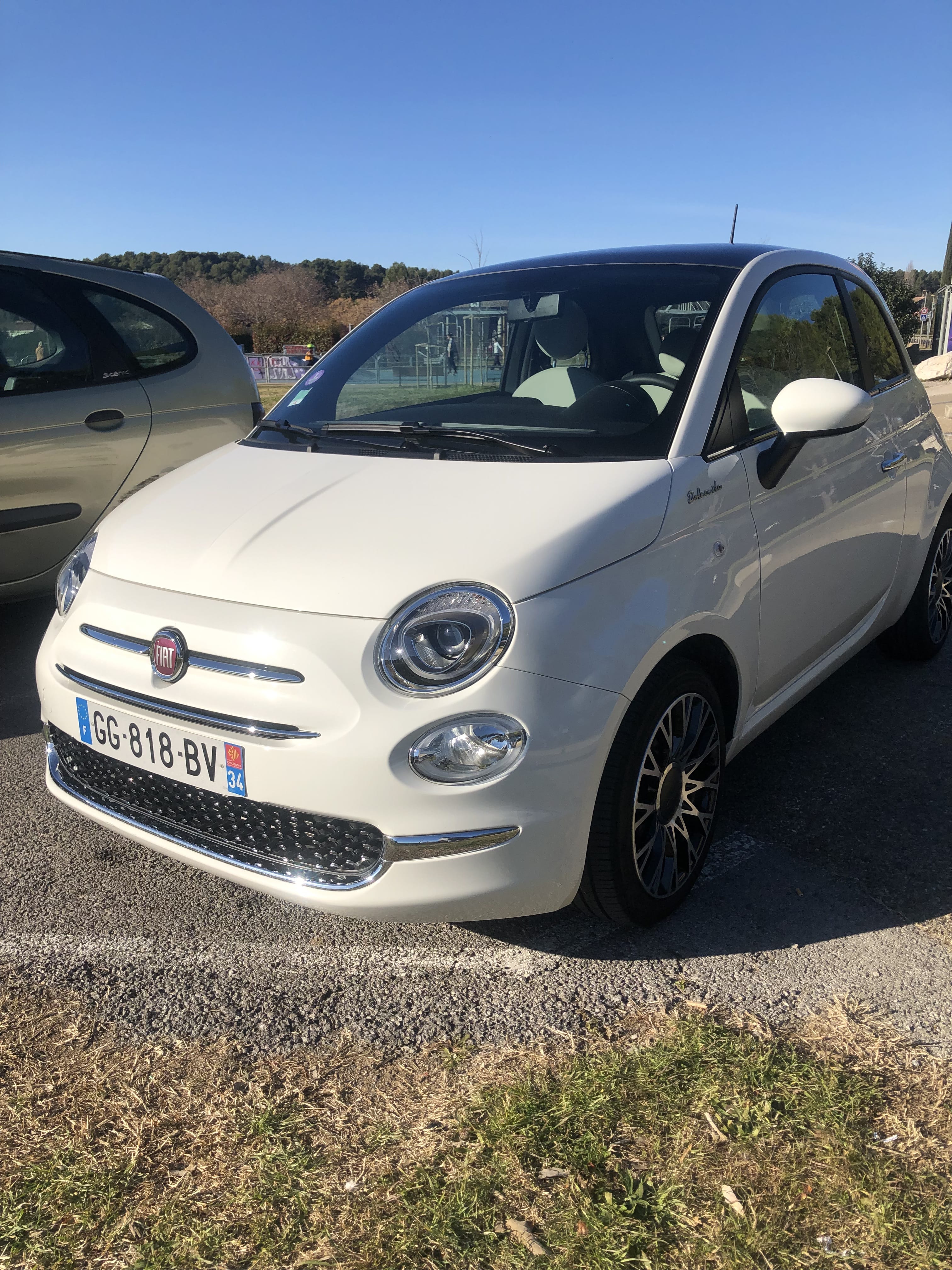 Fiat 500 Dolcevita, 2022, Essence 95 / Électrique (hybride)