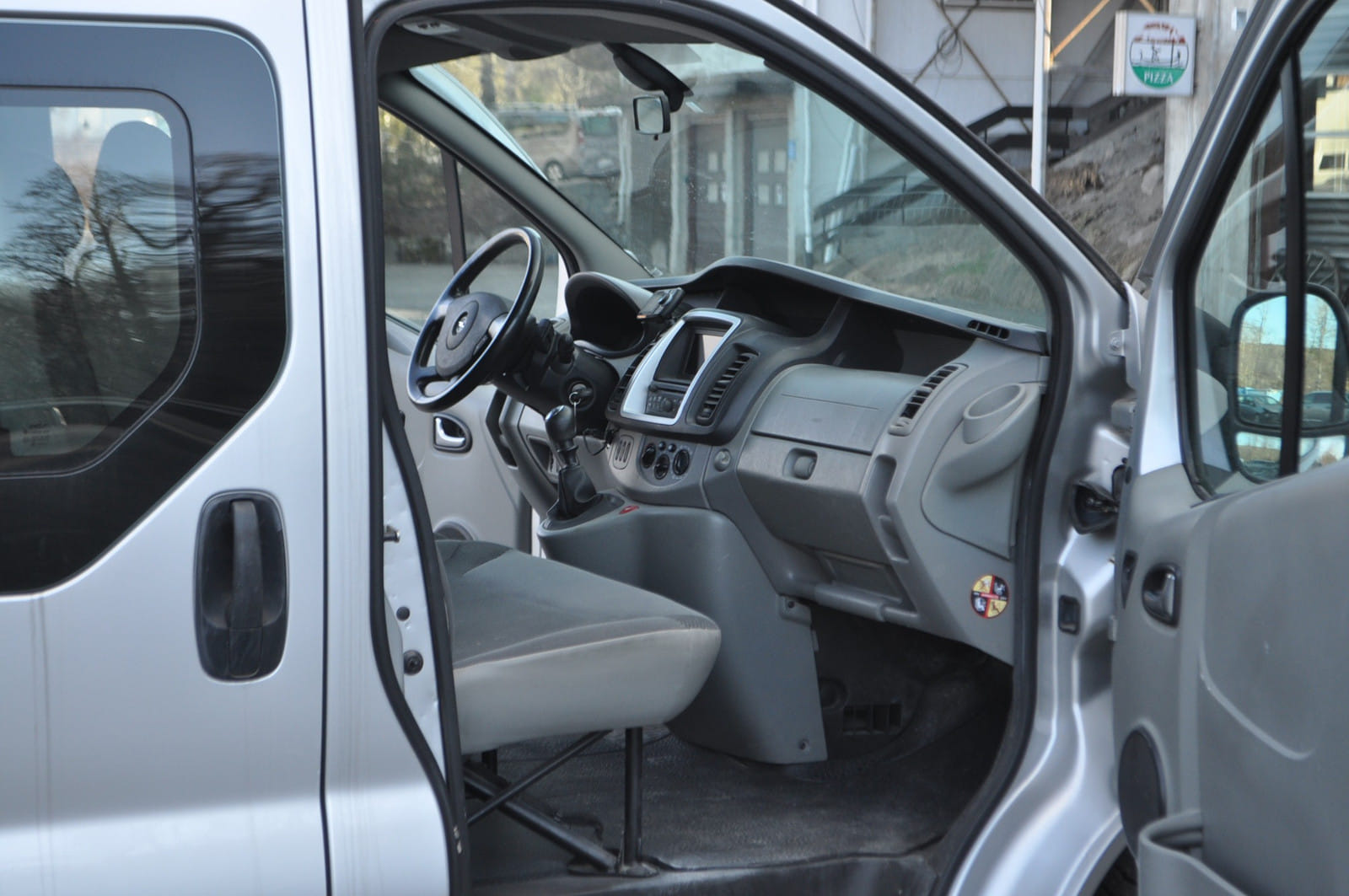 Opel Vivaro Minibuss