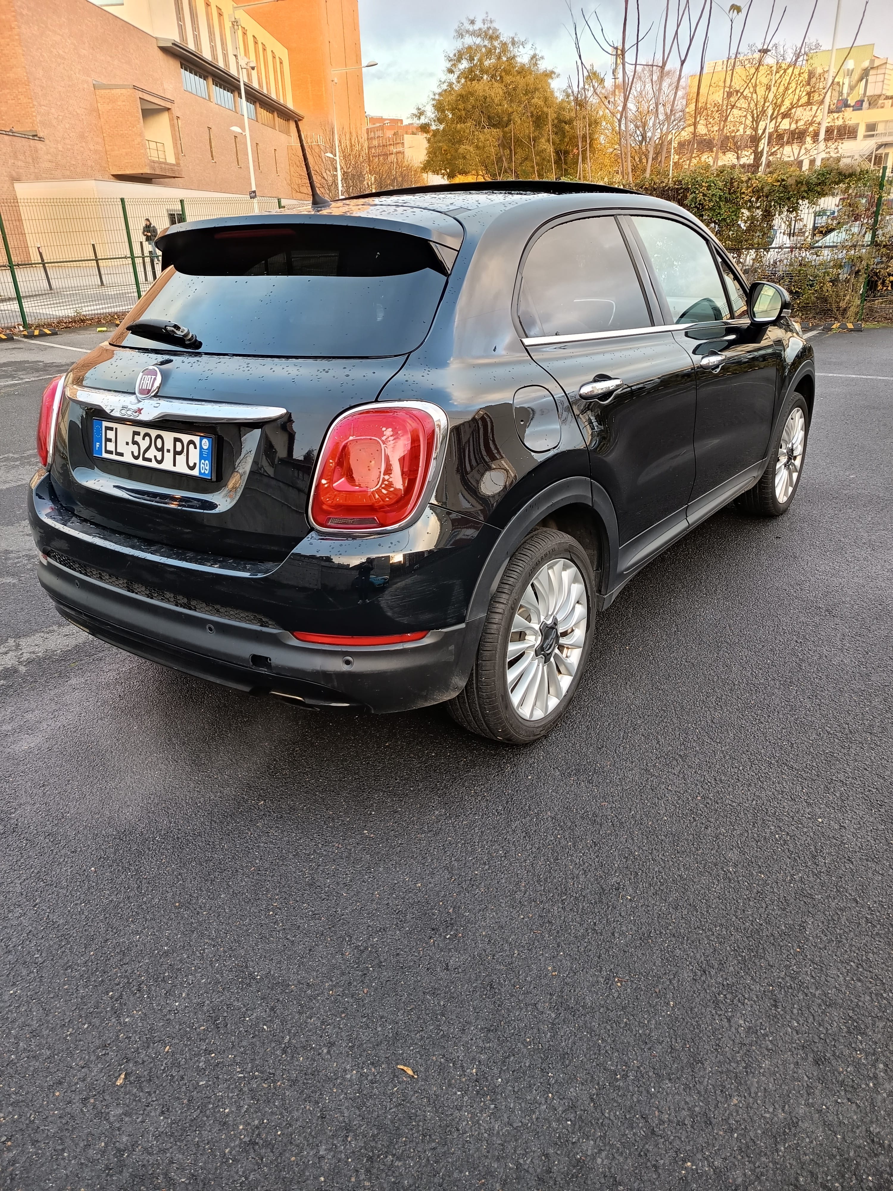 Fiat 500 X avec GPS