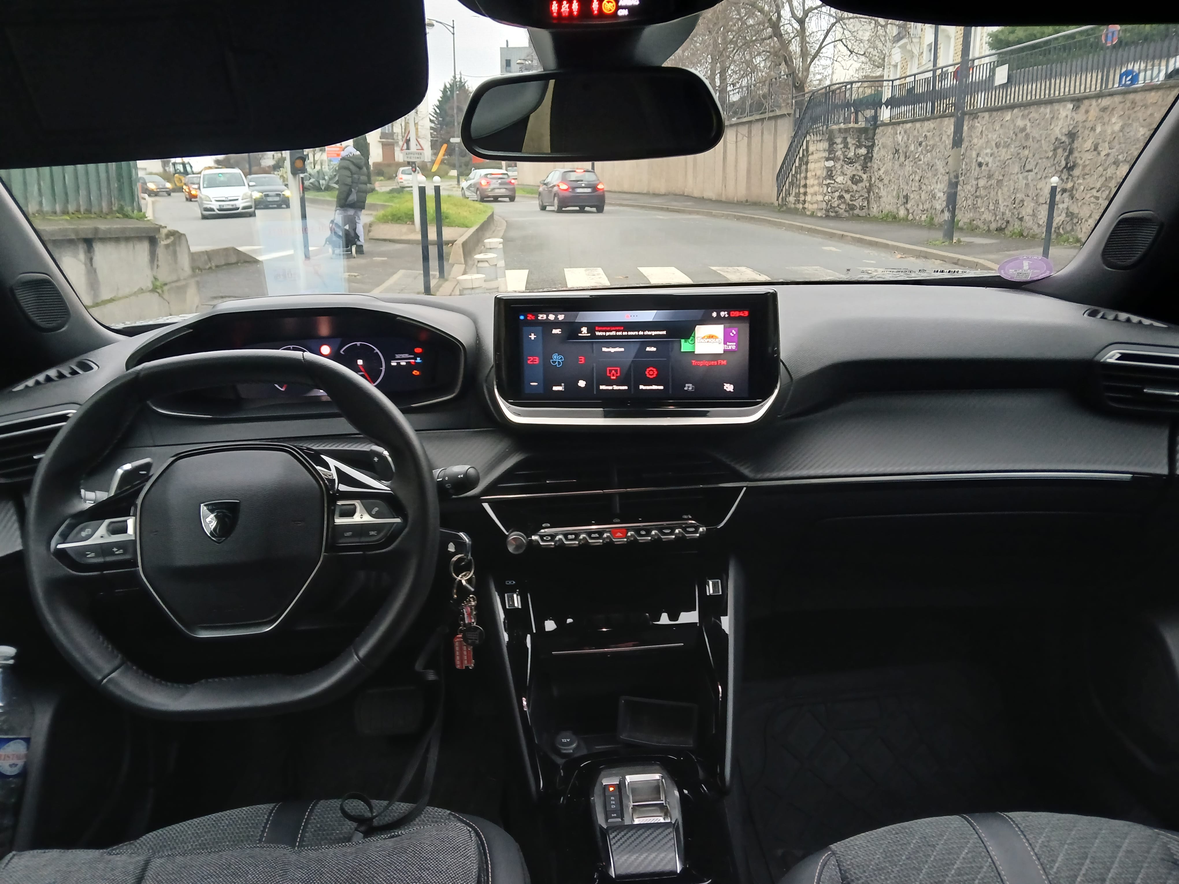 Peugeot 2008 avec GPS
