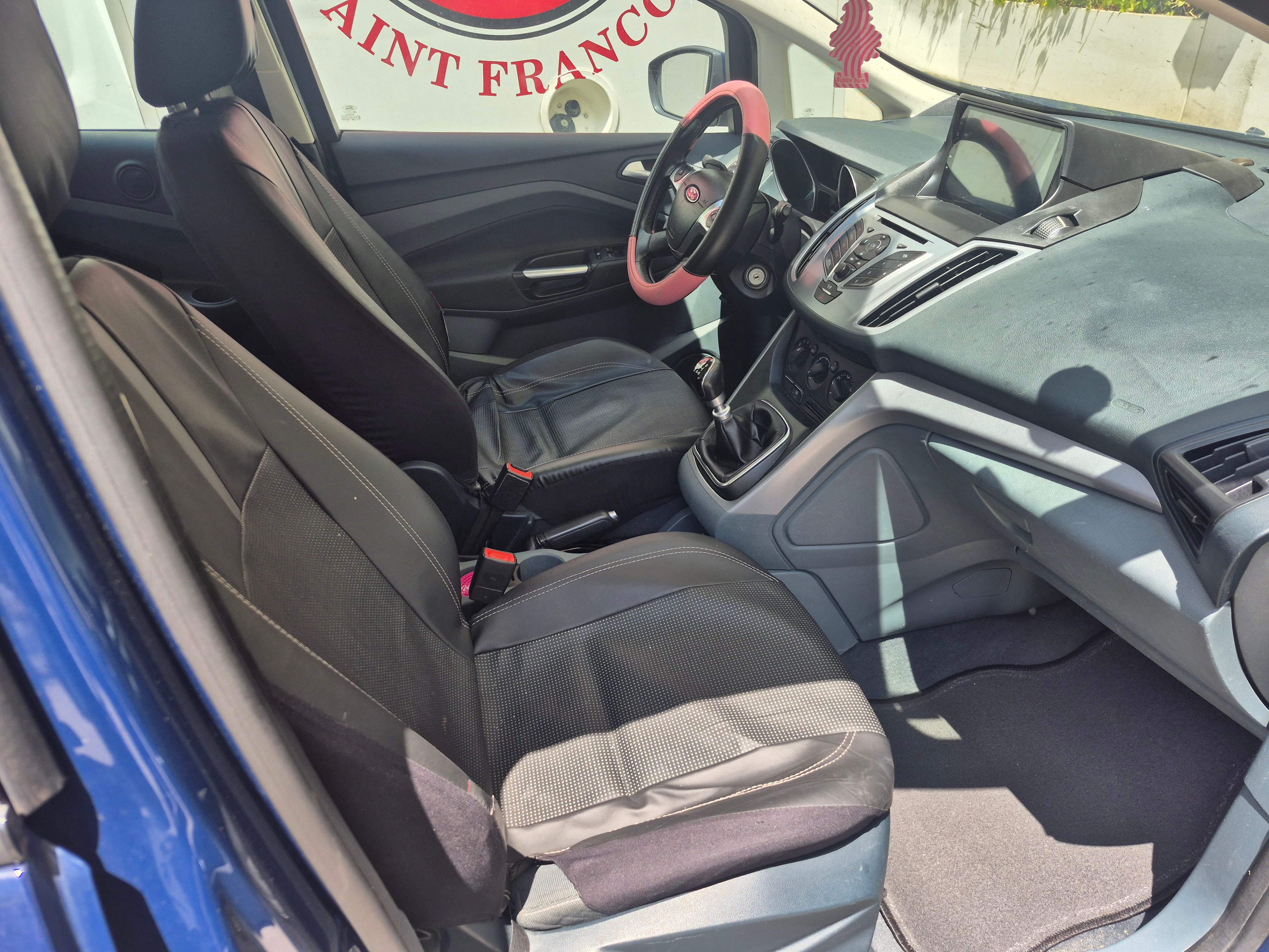 Ford Grand C-Max avec Siège bébé