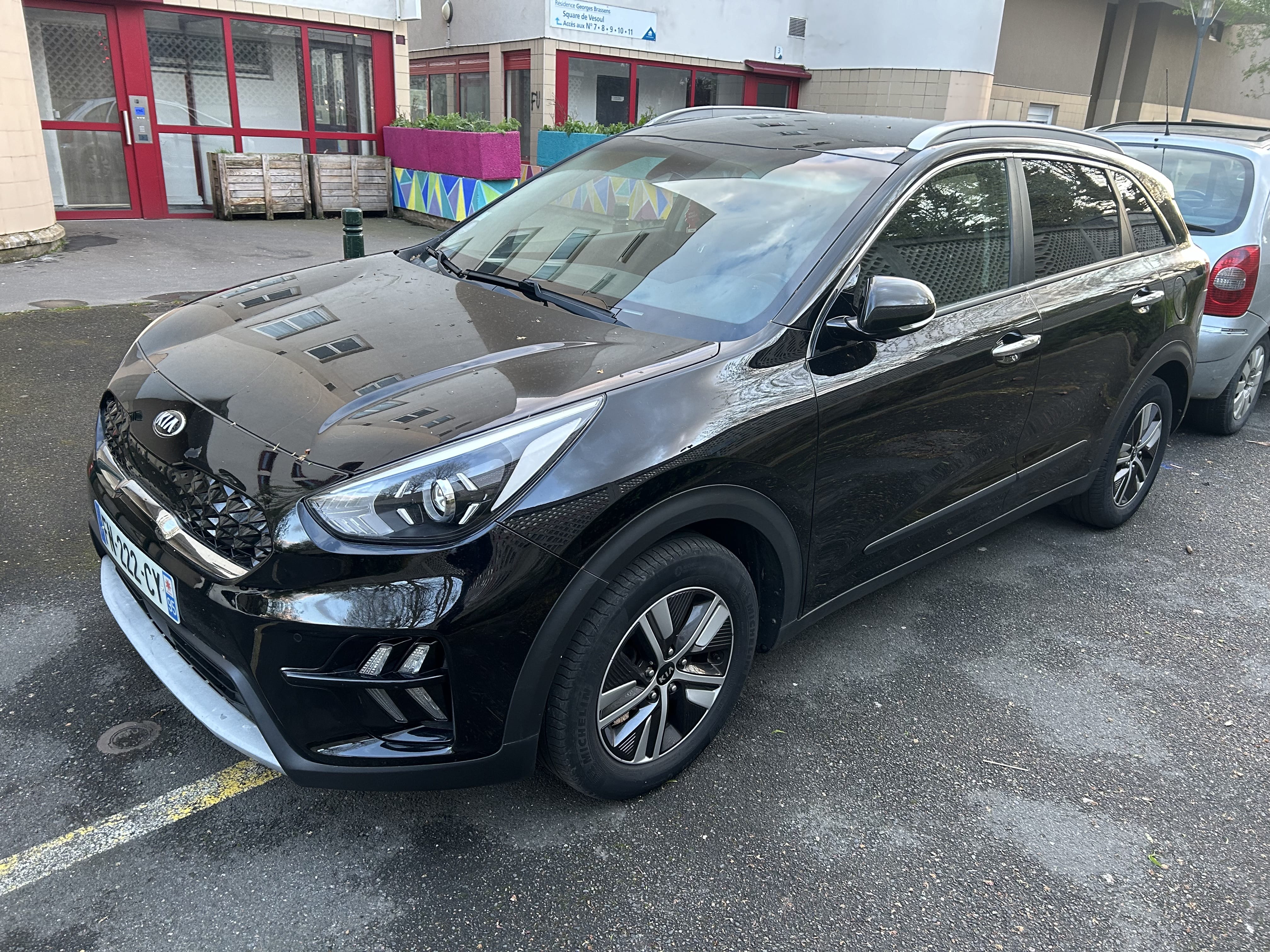 Kia Niro Hybride, 2020, Essence 95 / Électrique (hybride), automatique