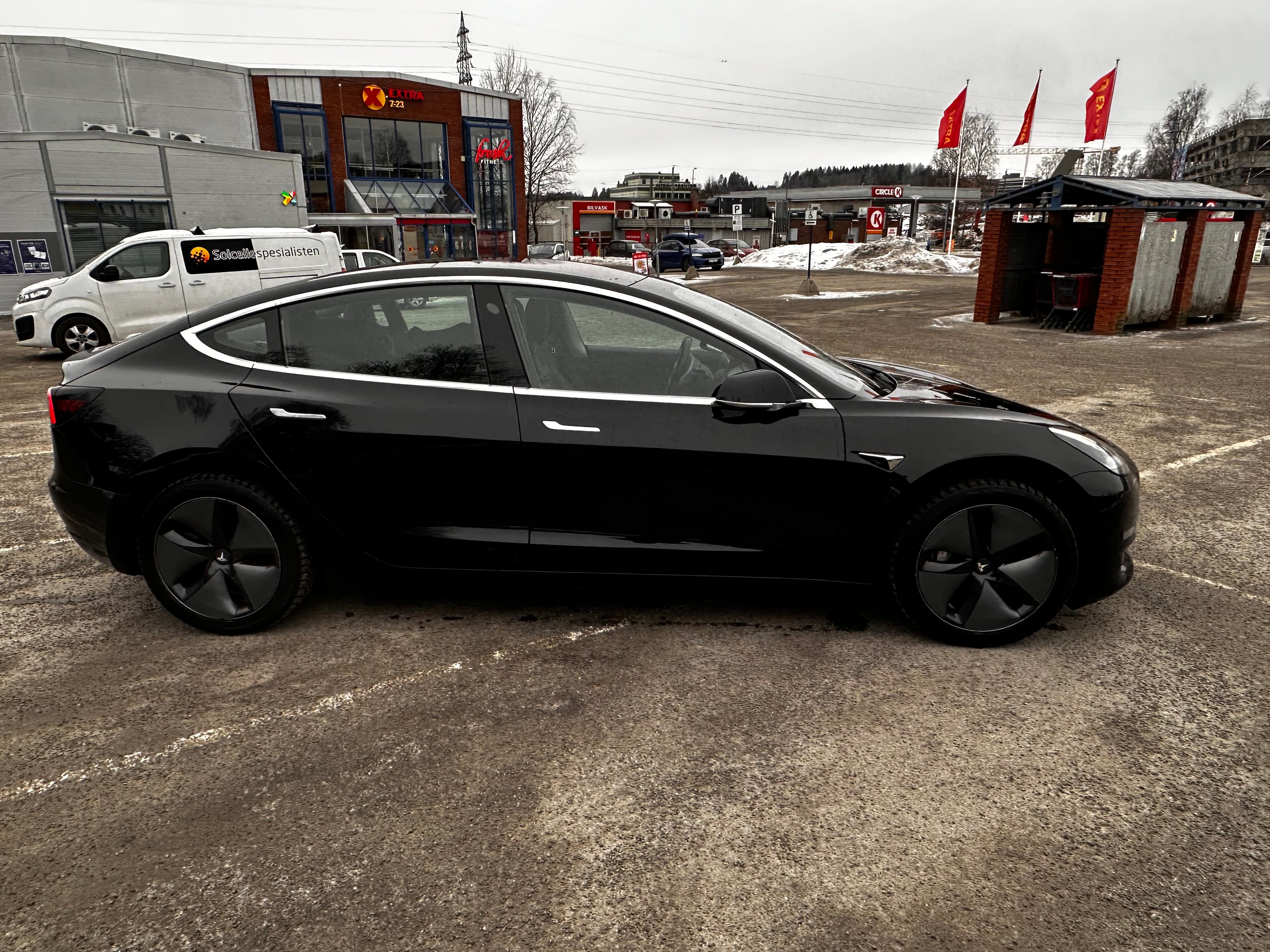 Tesla Model 3 Long Range med Aircondition