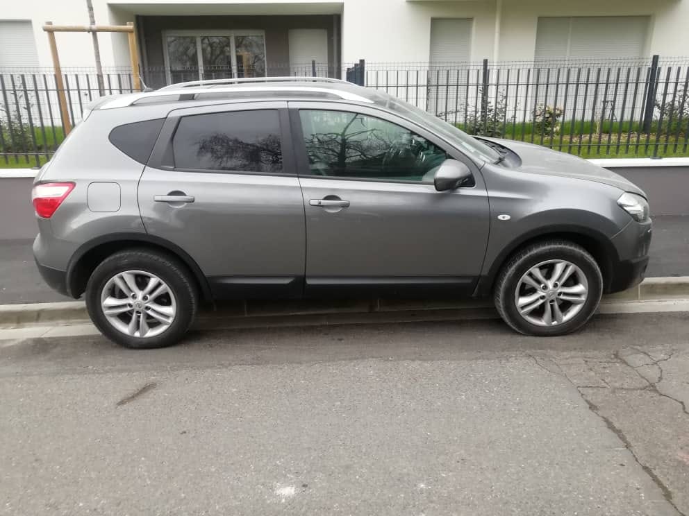 Nissan Qashqai avec Climatisation