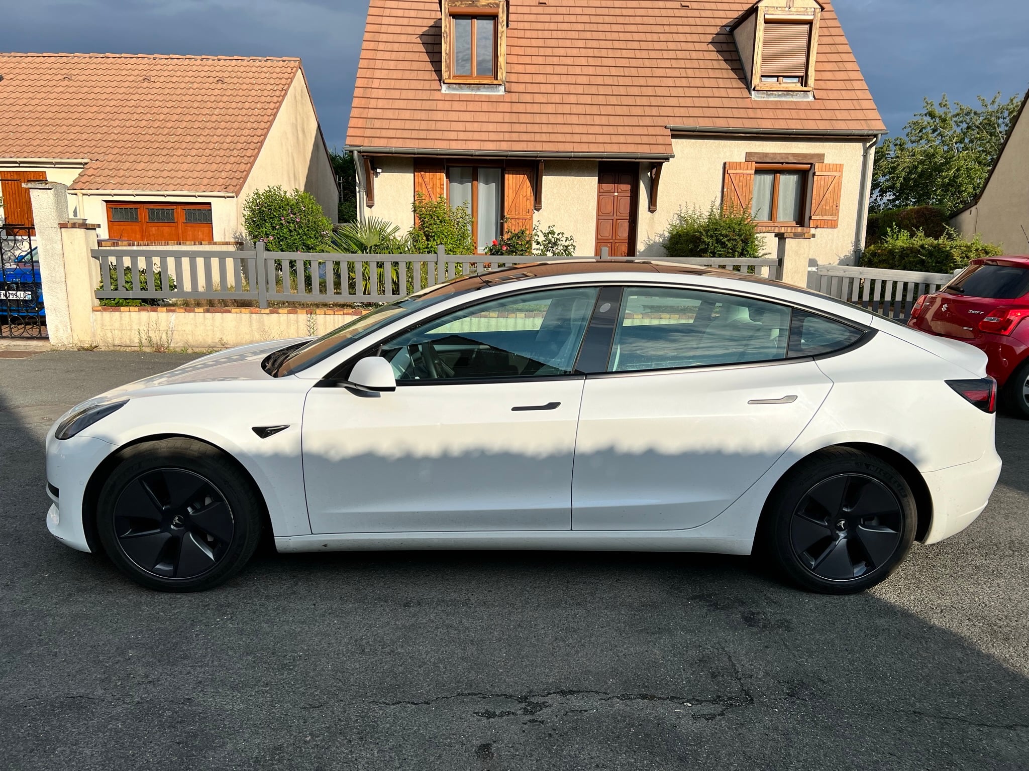 Tesla Model 3, 2022, Électrique, automatique