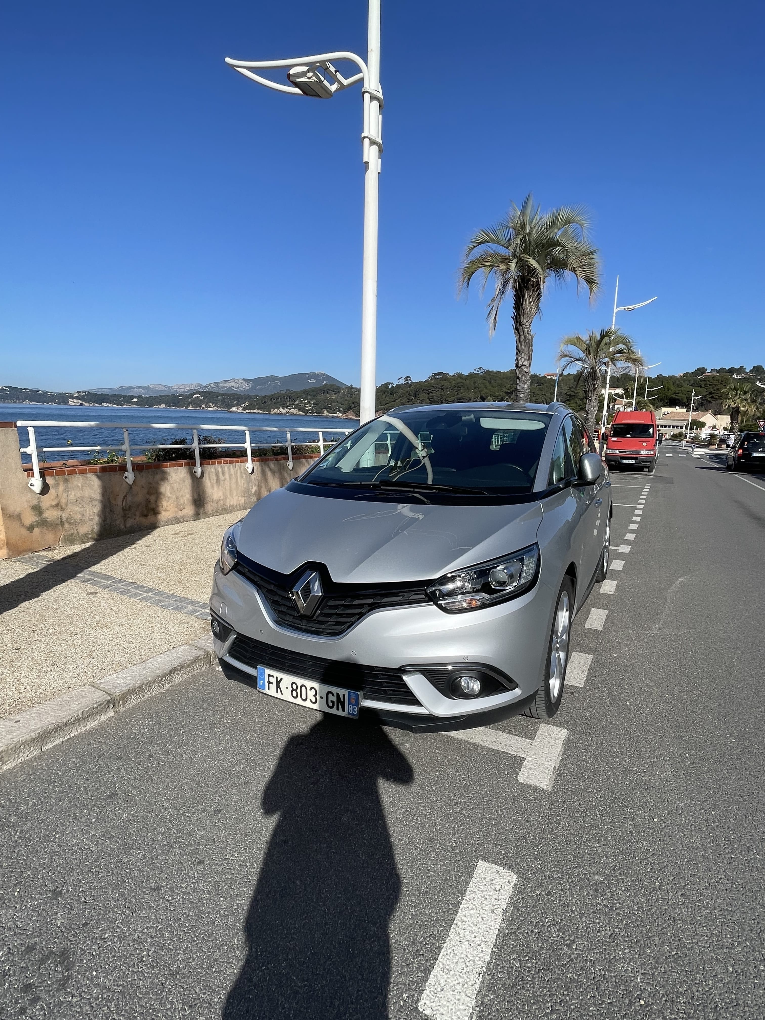 Renault Grand Scenic hDI avec Entrée audio / iPod