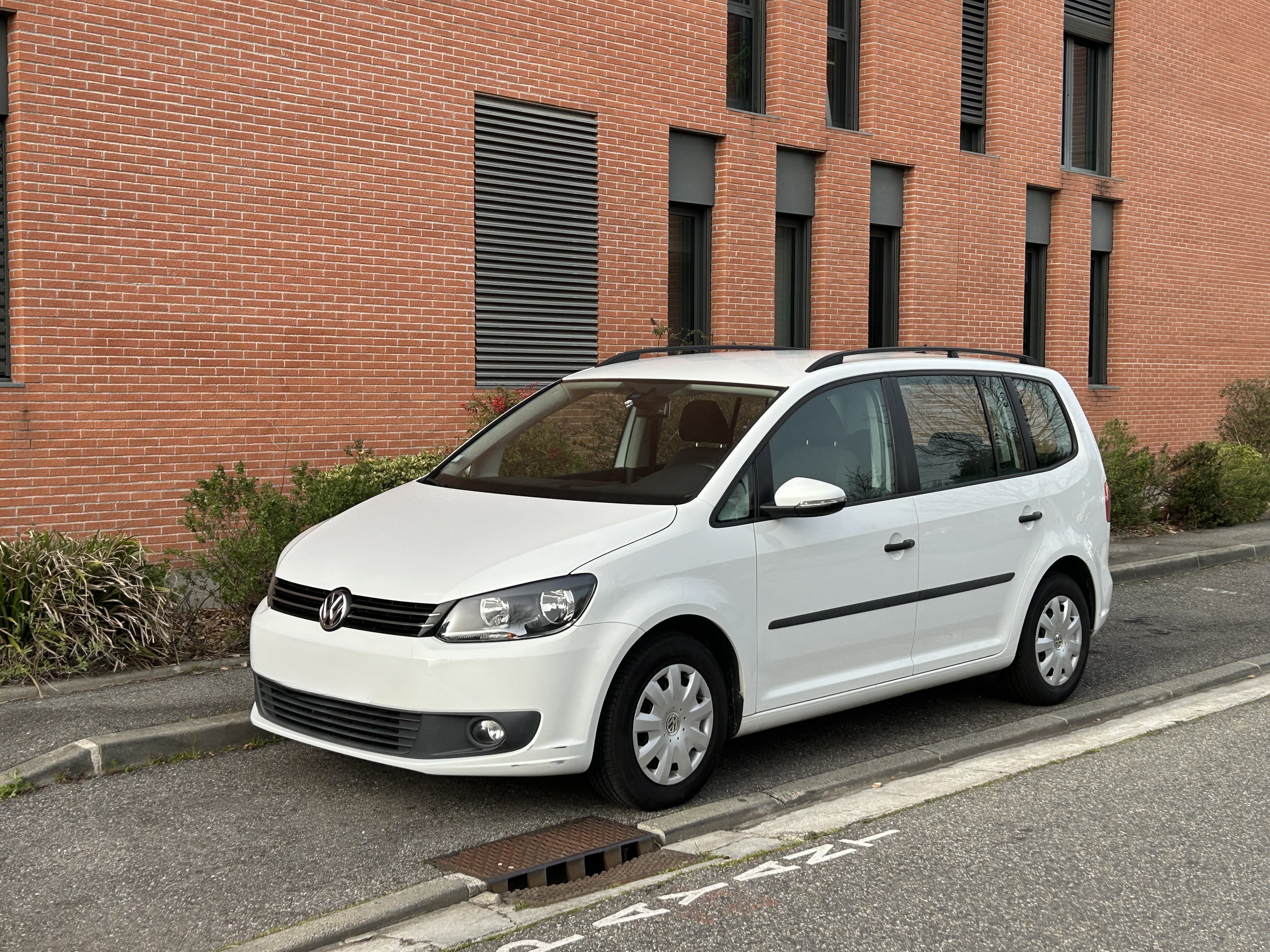 Volkswagen Touran, 2014, Essence 95